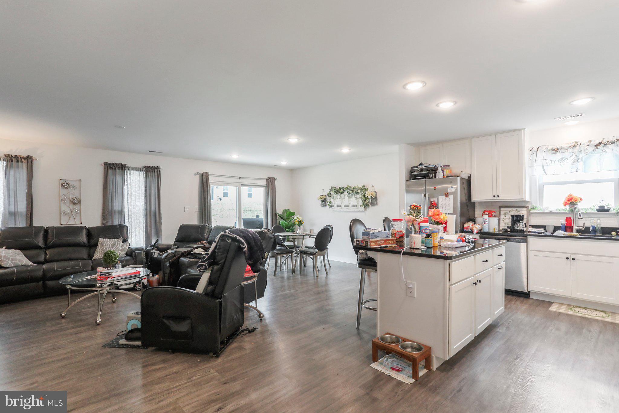 CARDINAL POINTE - Residential