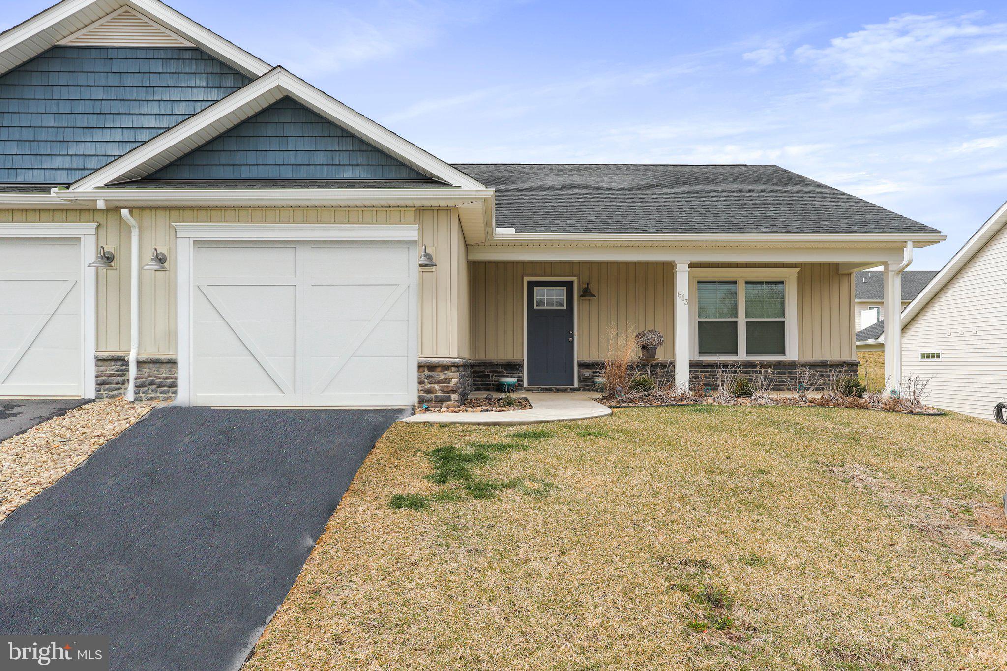 CARDINAL POINTE - Residential