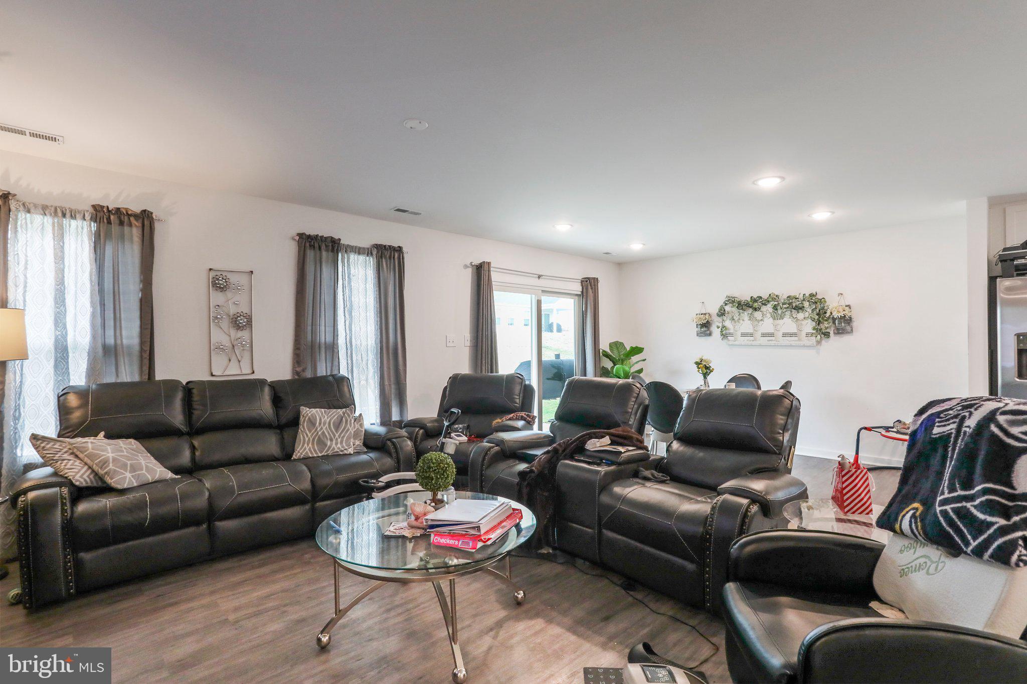 CARDINAL POINTE - Residential