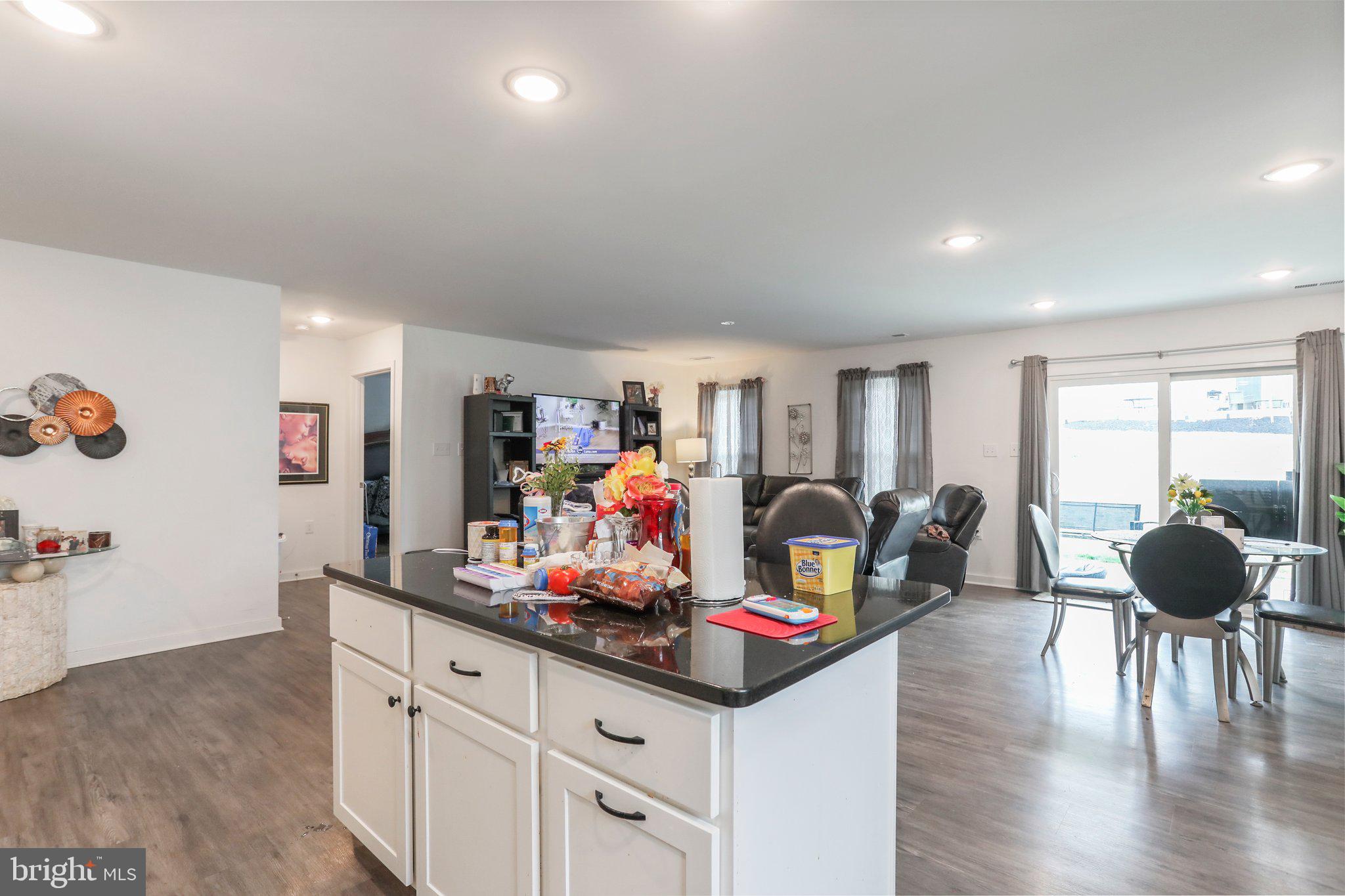 CARDINAL POINTE - Residential