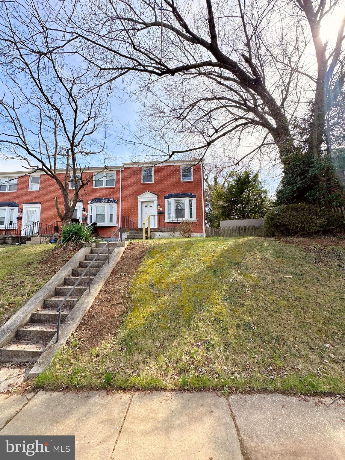 IDLEWOOD - Residential