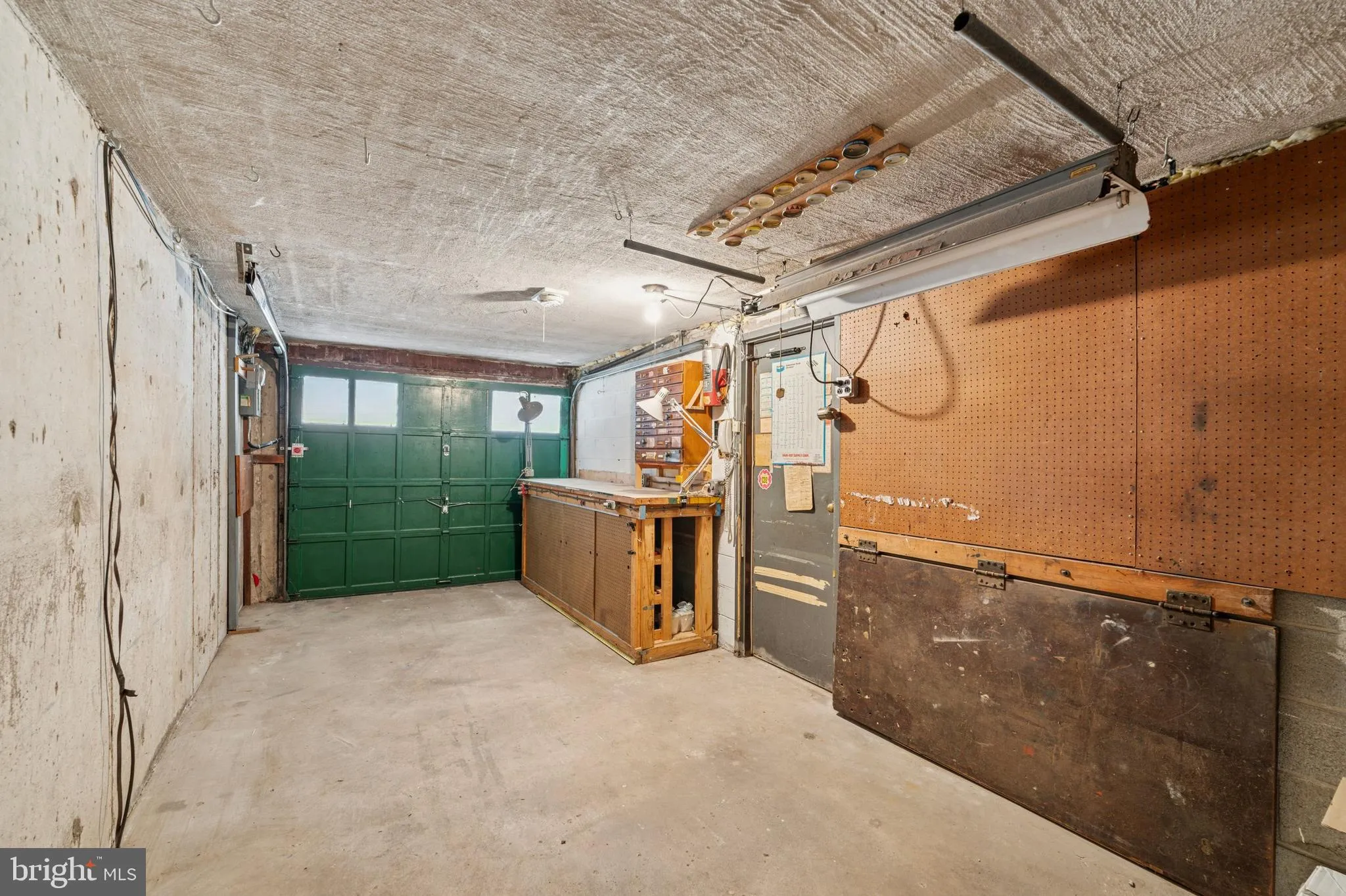 Philadelphia, Pennsylvania 19145, United States, 3 Bedrooms Bedrooms, ,2 BathroomsBathrooms,Residential,Active,117800