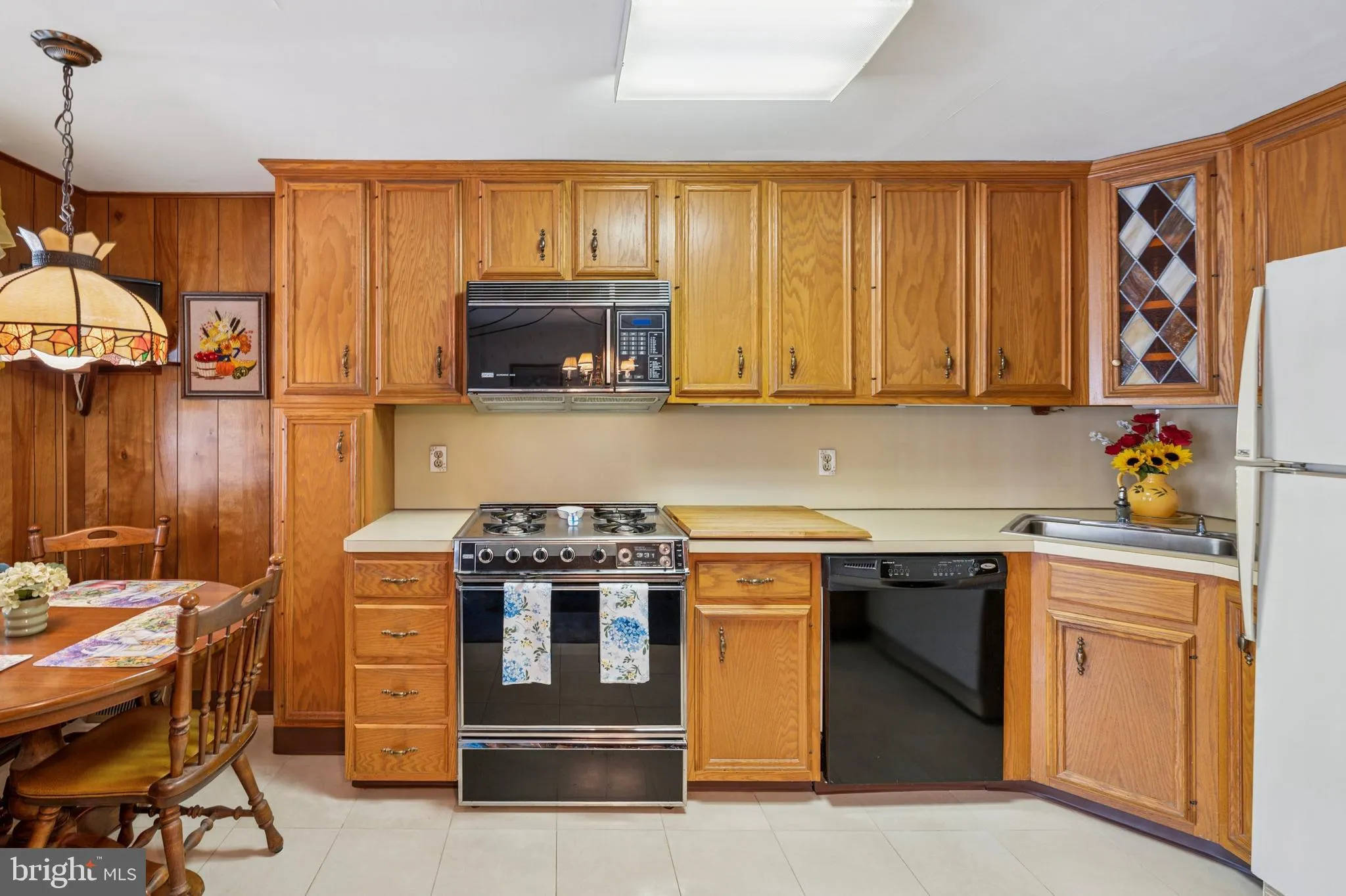 Philadelphia, Pennsylvania 19145, United States, 3 Bedrooms Bedrooms, ,2 BathroomsBathrooms,Residential,Active,117800