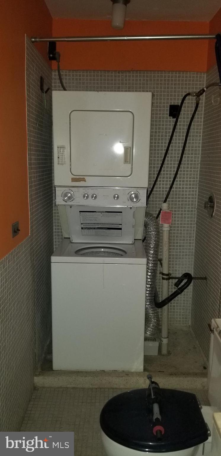 HIGHFIELD HOUSE CONDOMINIUM - Residential