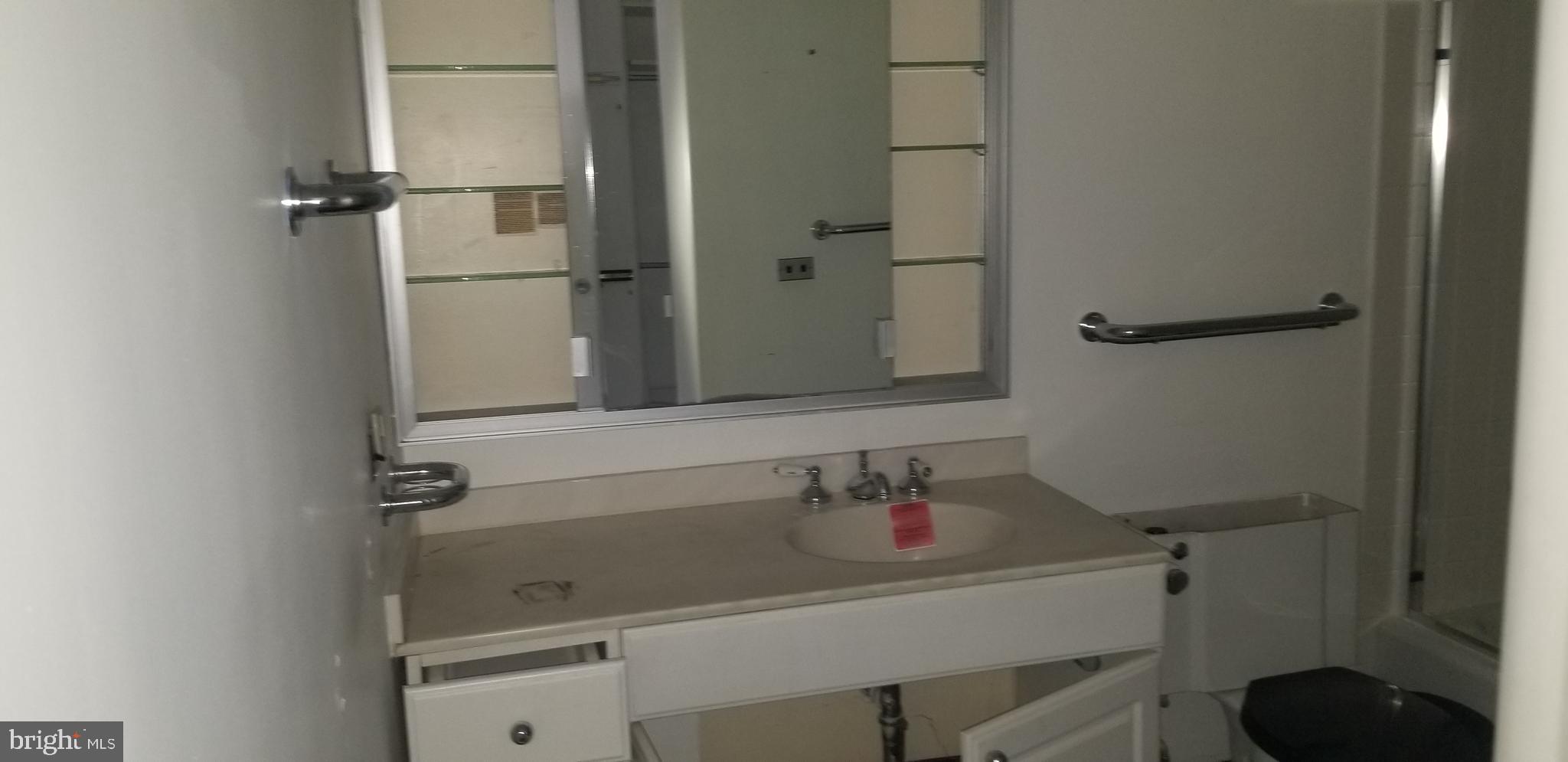 HIGHFIELD HOUSE CONDOMINIUM - Residential