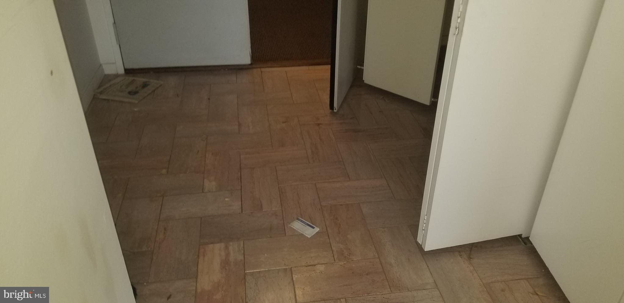 HIGHFIELD HOUSE CONDOMINIUM - Residential