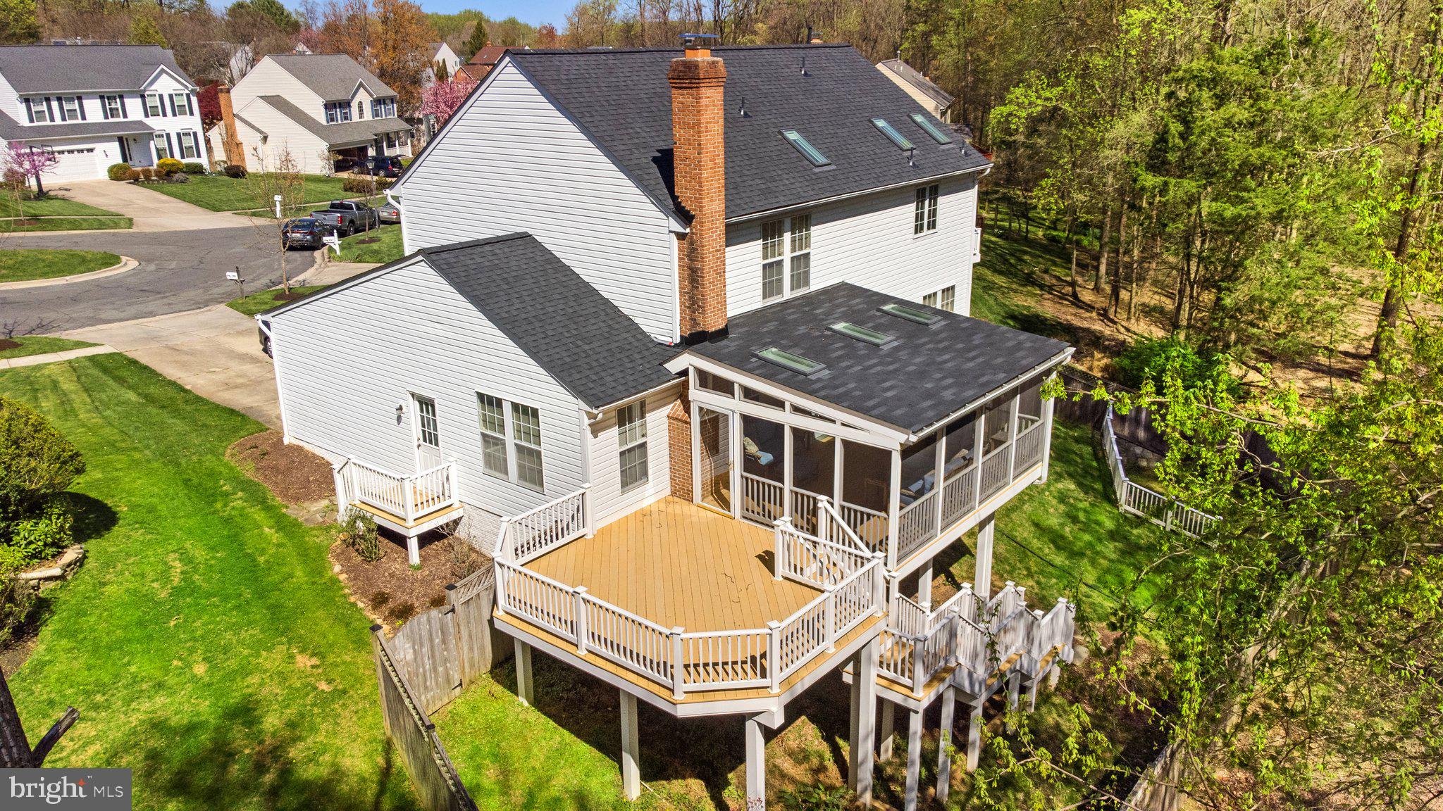 JAMES CREEK - Residential