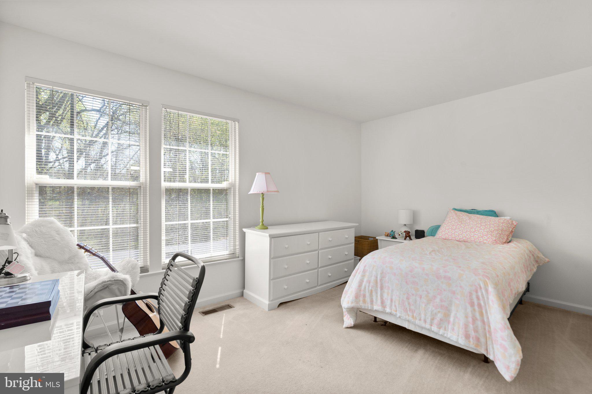 JAMES CREEK - Residential