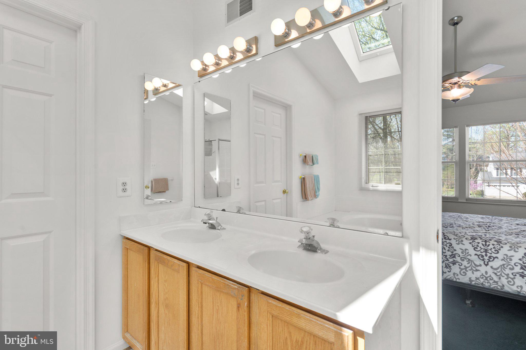 JAMES CREEK - Residential