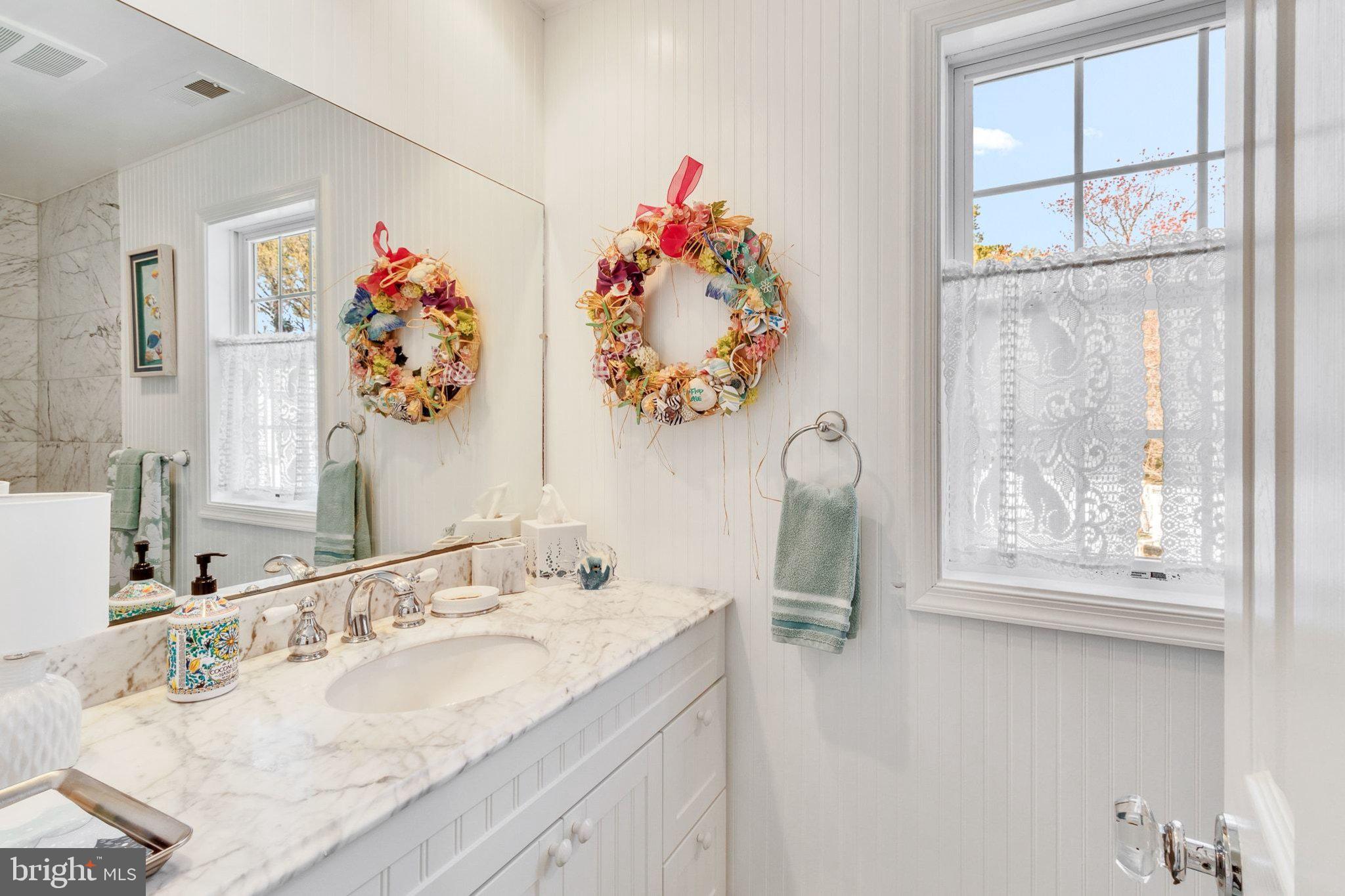 REEDVILLE - Residential