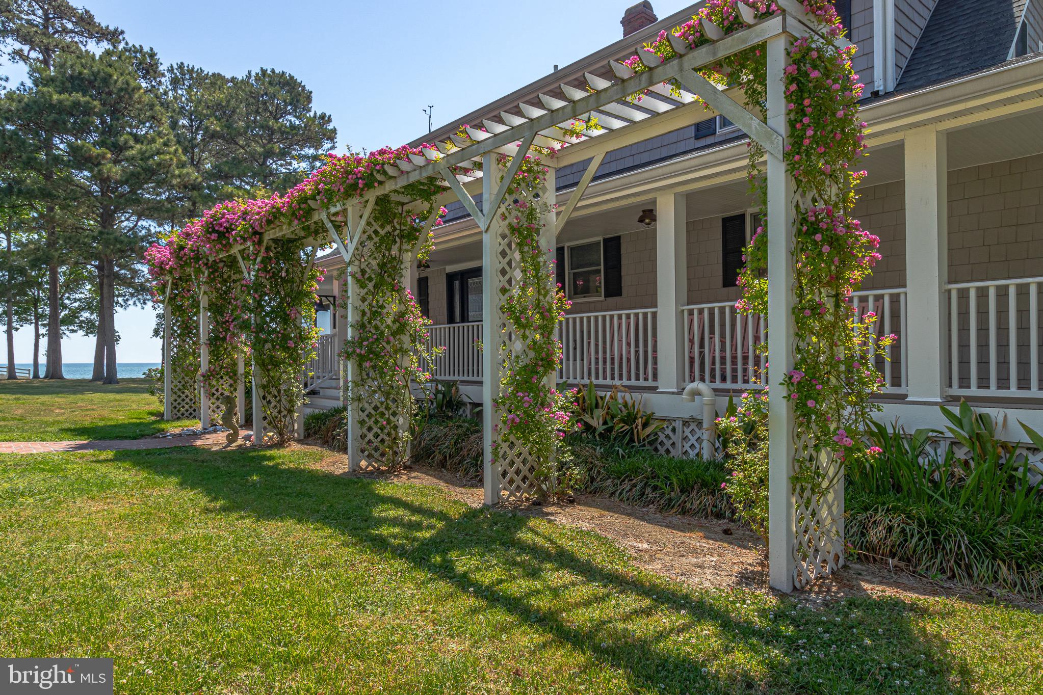 REEDVILLE - Residential