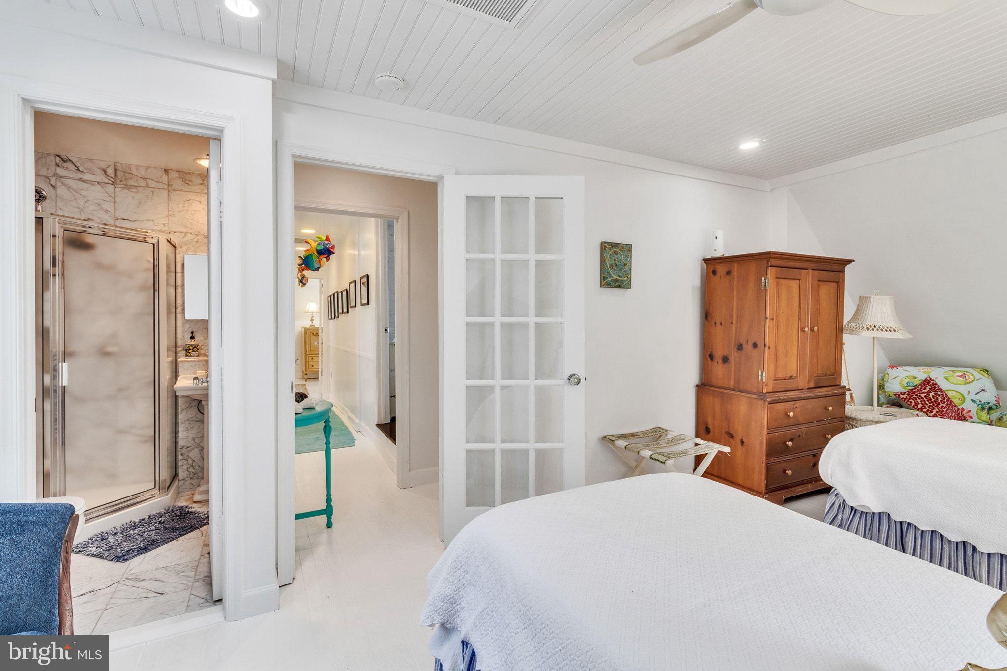 REEDVILLE - Residential