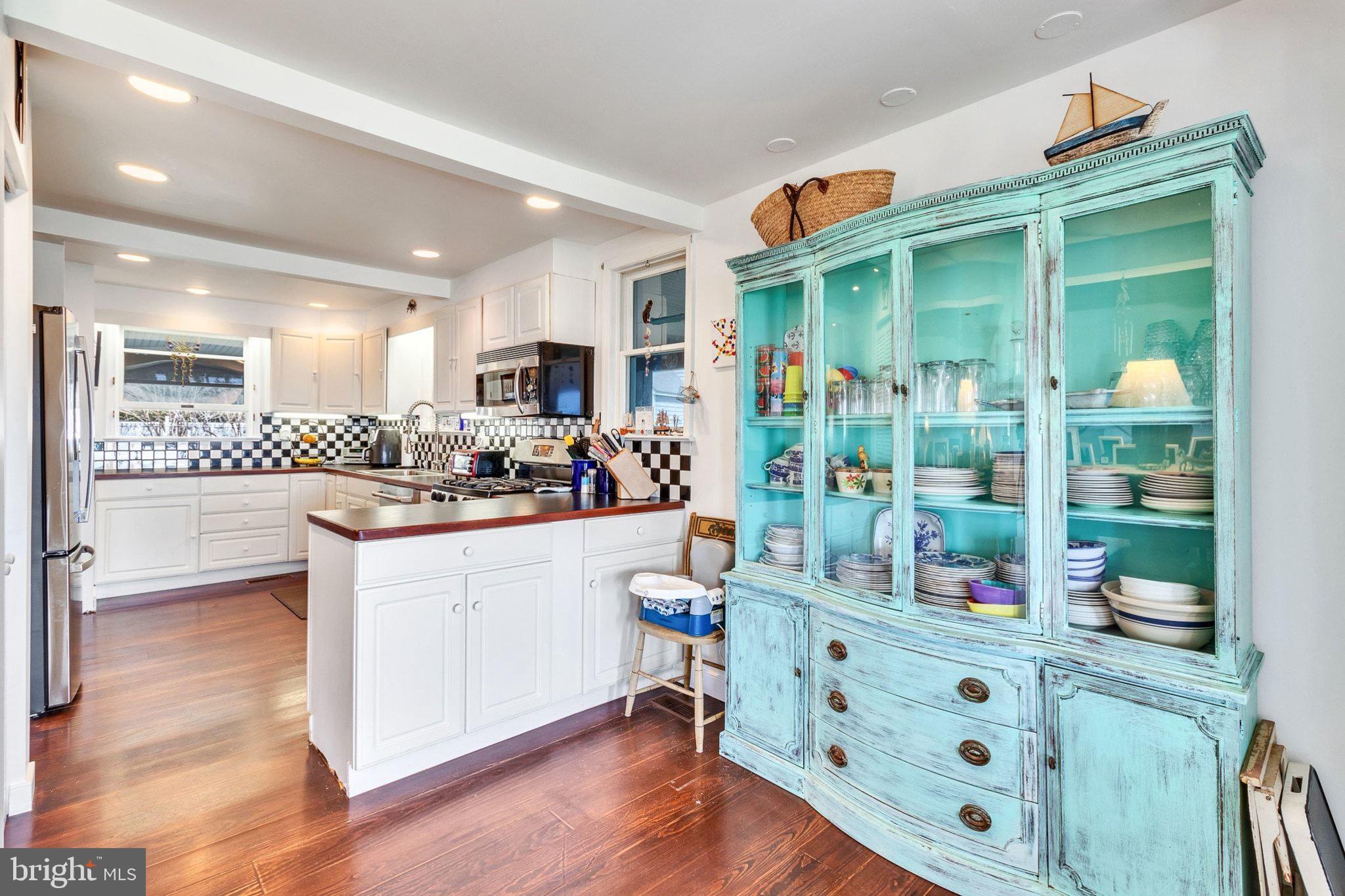 REEDVILLE - Residential