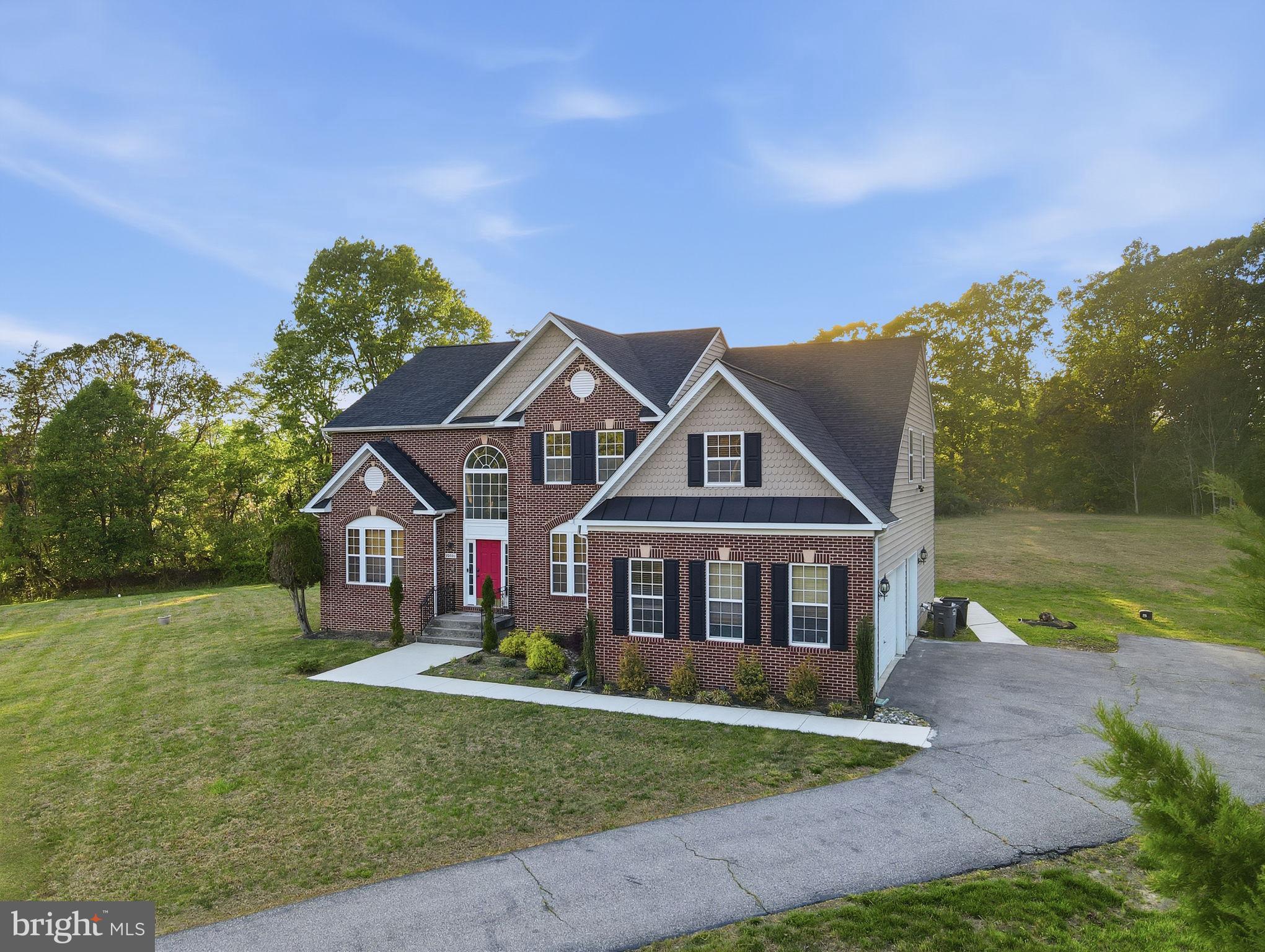 POPLAR HILL WOODS - Residential