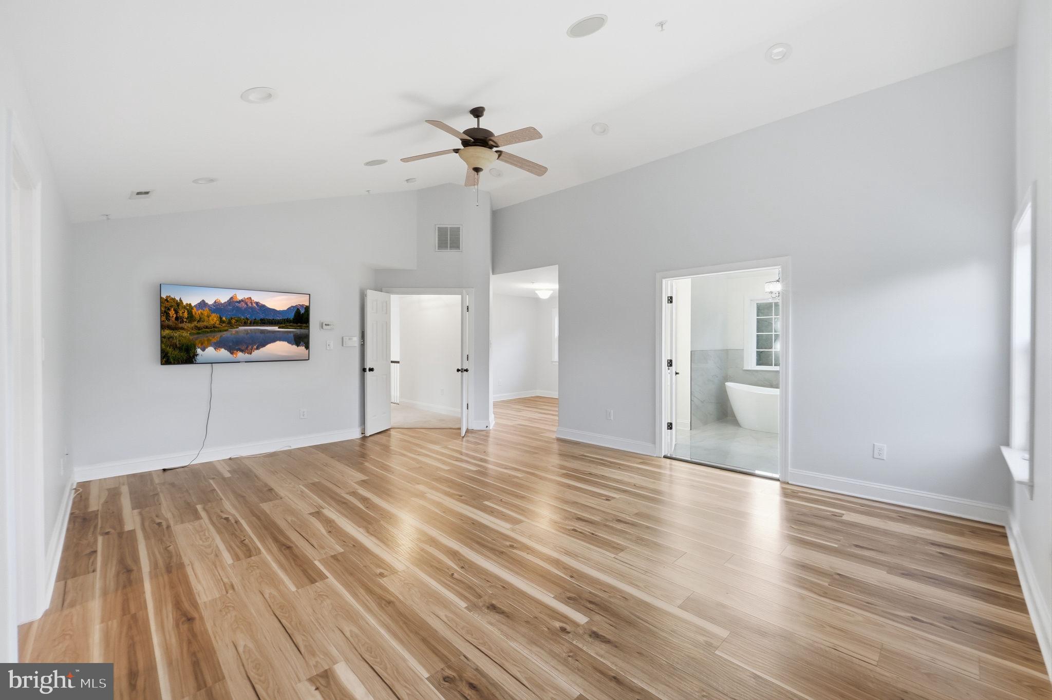 POPLAR HILL WOODS - Residential