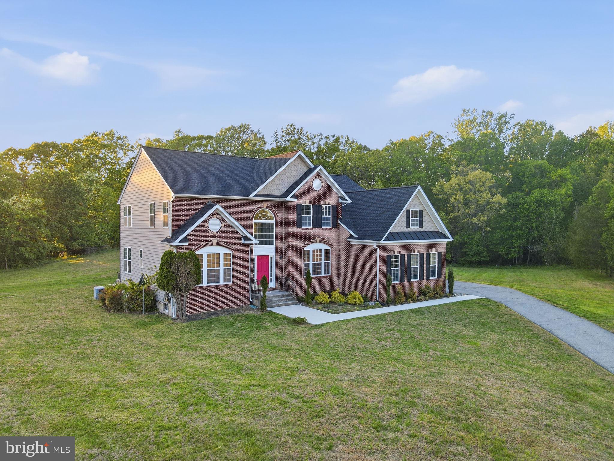 POPLAR HILL WOODS - Residential