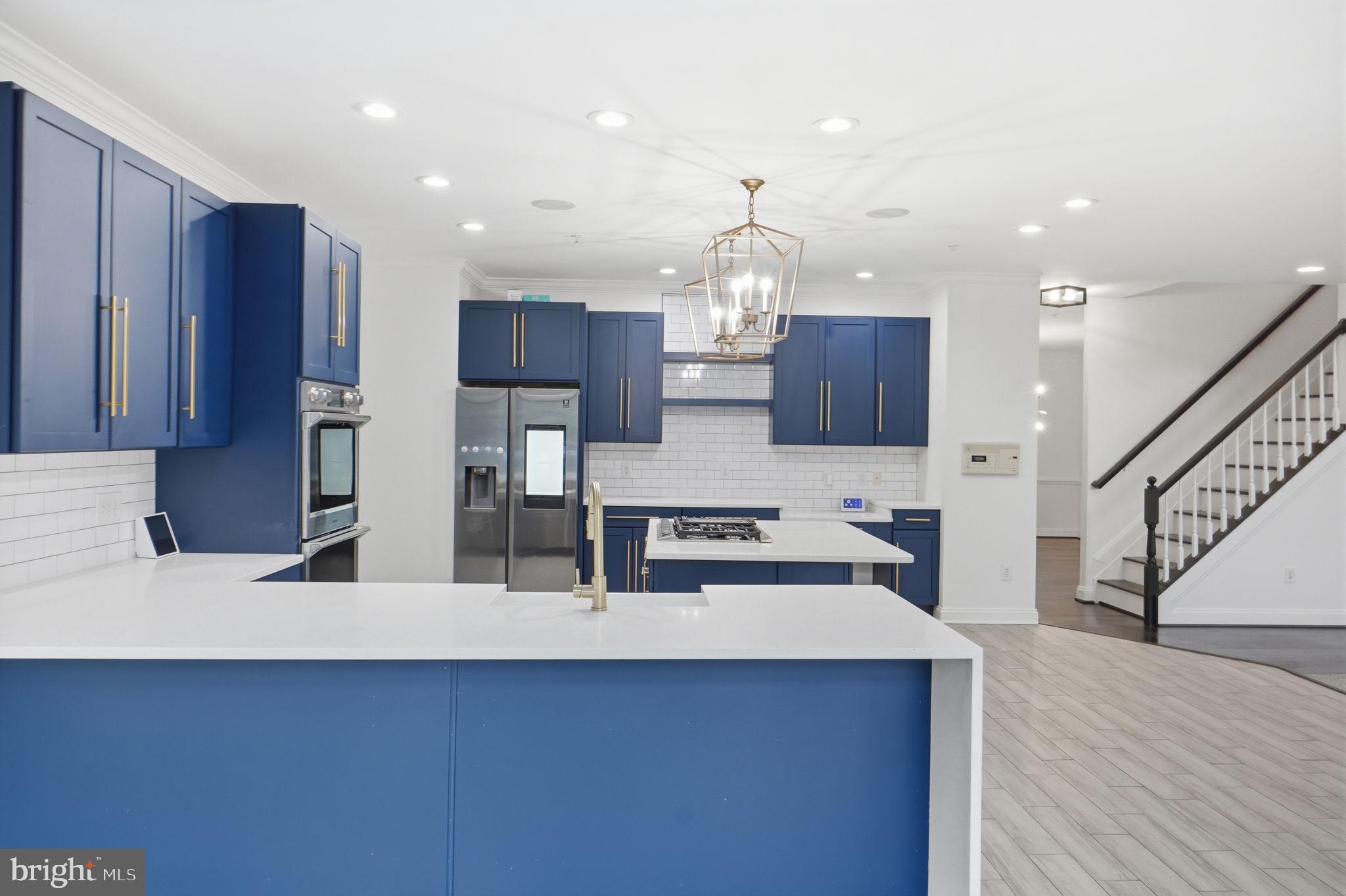 POPLAR HILL WOODS - Residential