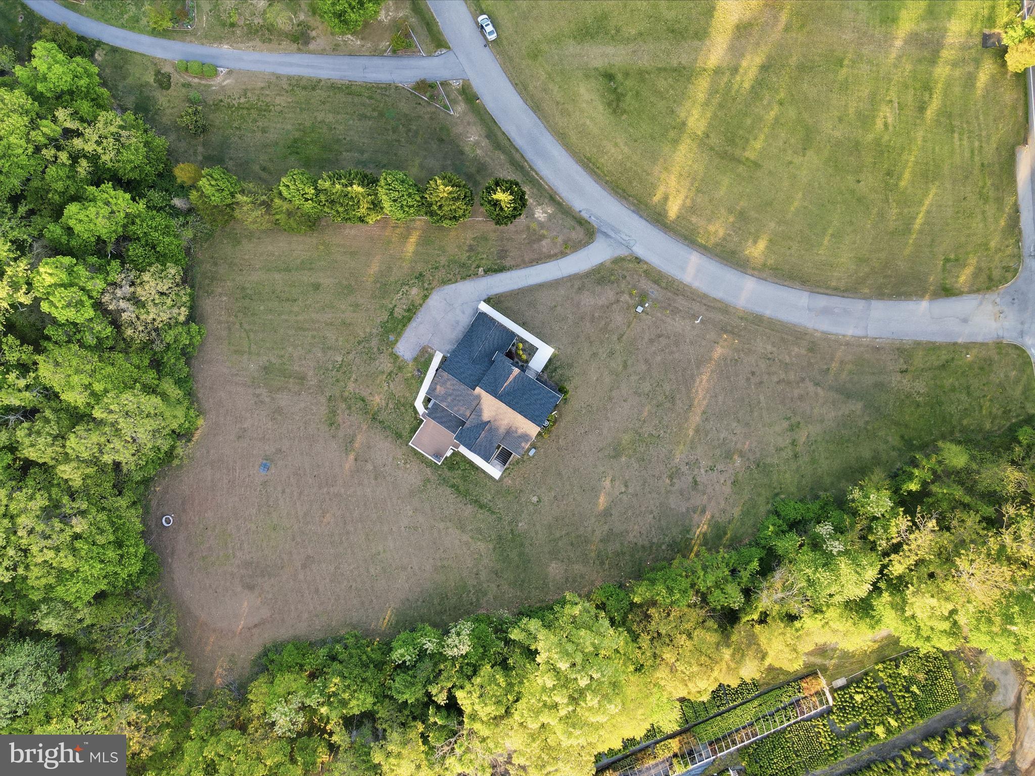 POPLAR HILL WOODS - Residential