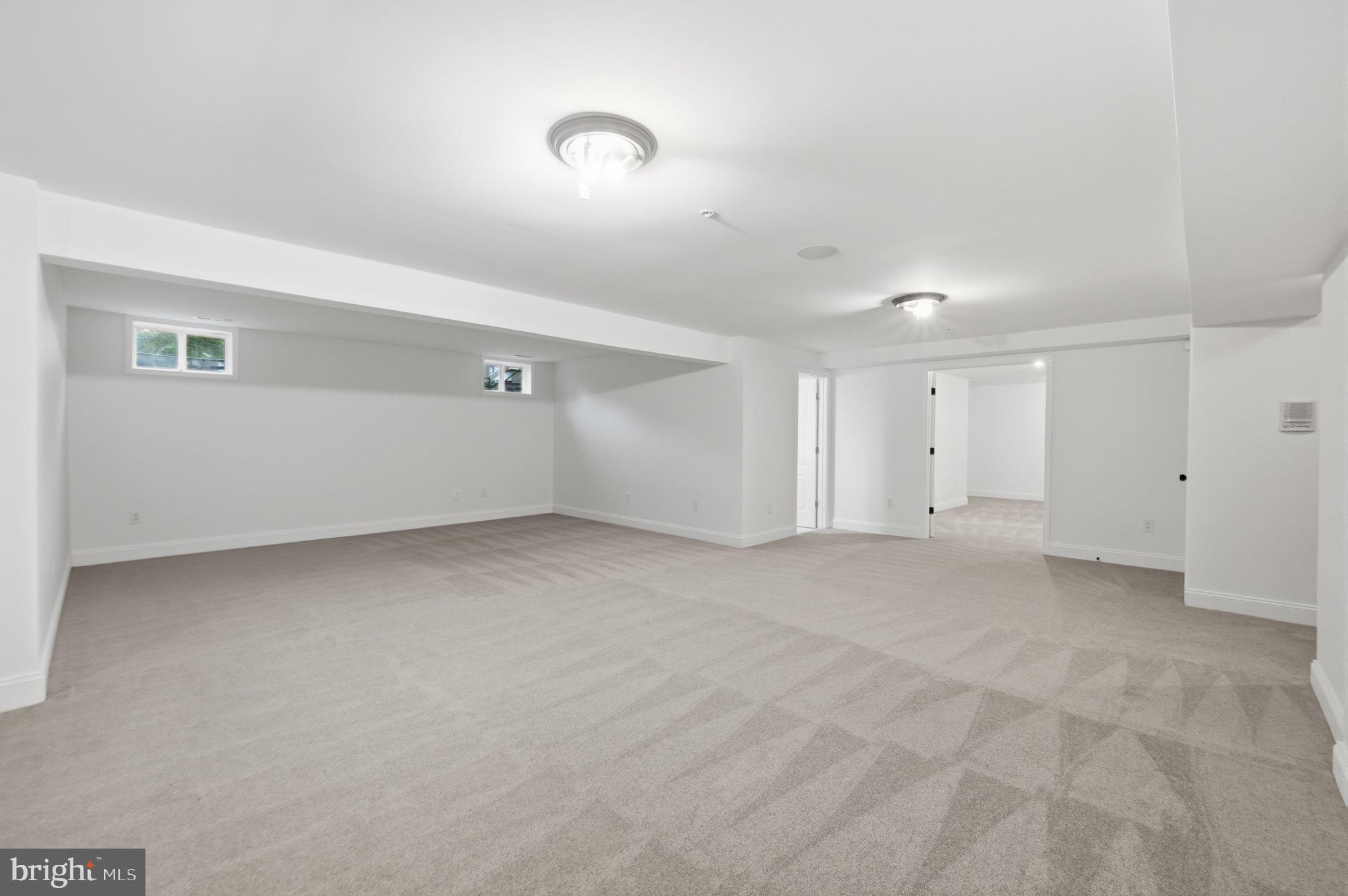 POPLAR HILL WOODS - Residential