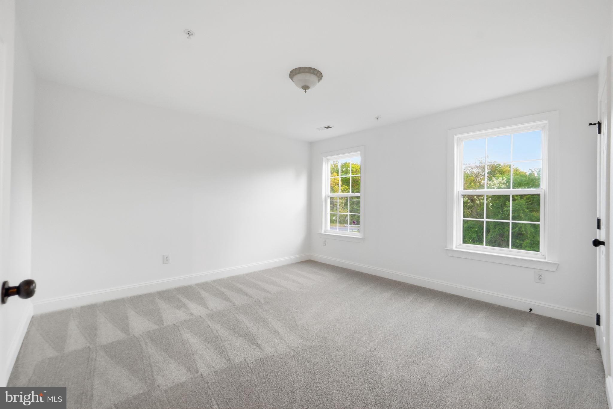 POPLAR HILL WOODS - Residential