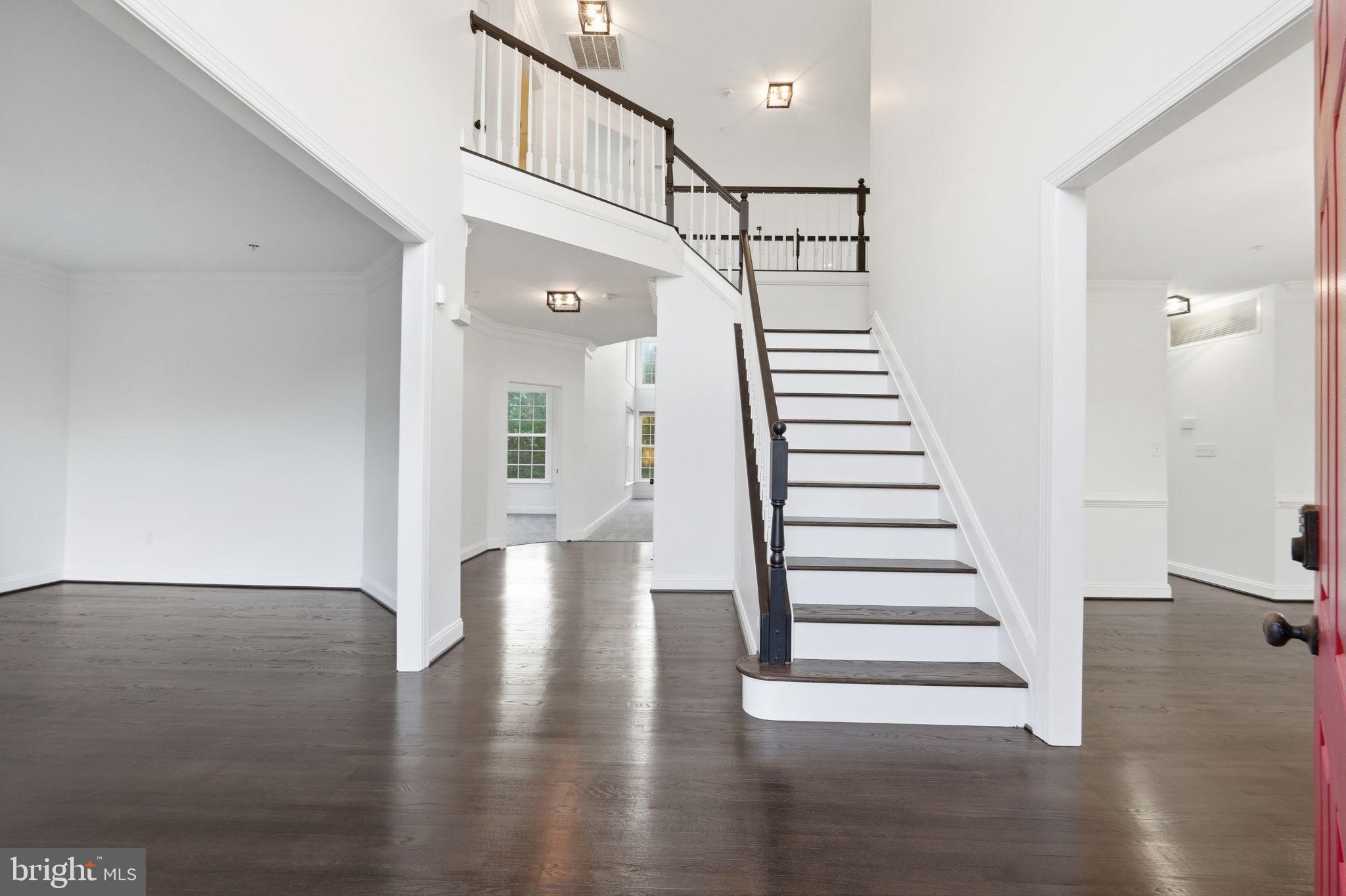 POPLAR HILL WOODS - Residential