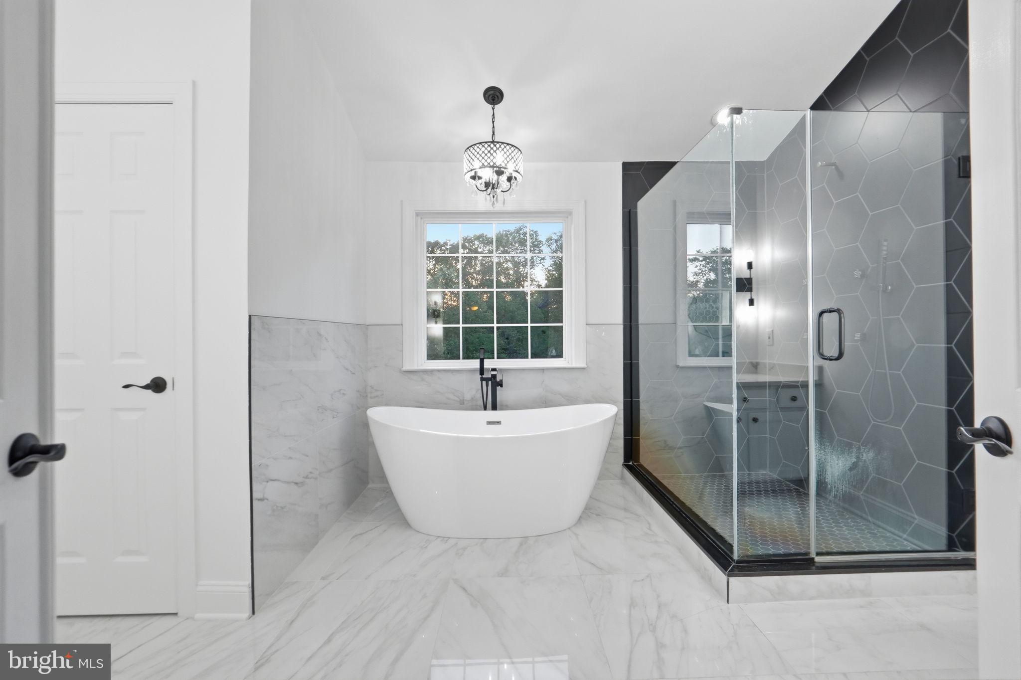 POPLAR HILL WOODS - Residential