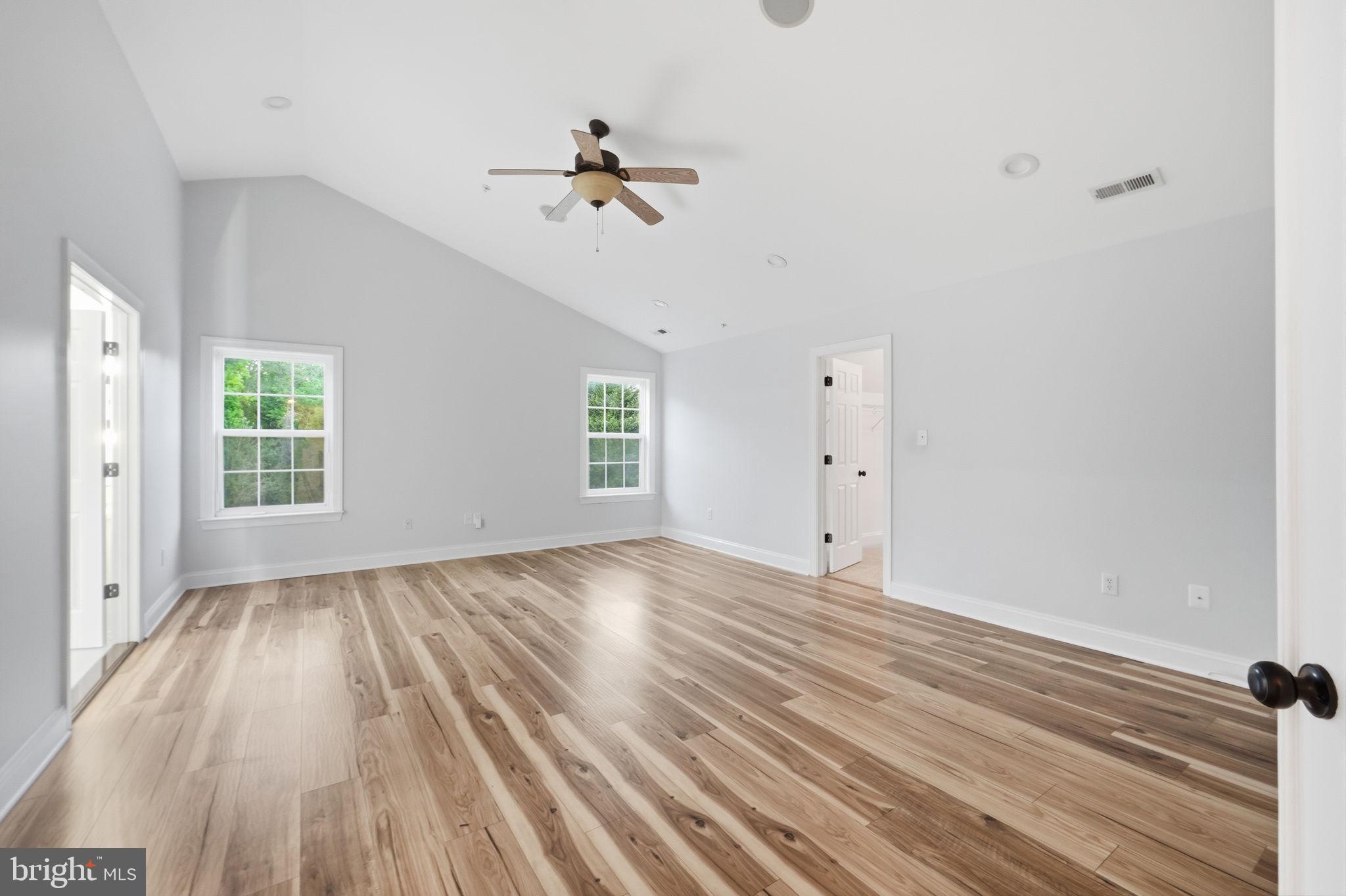 POPLAR HILL WOODS - Residential