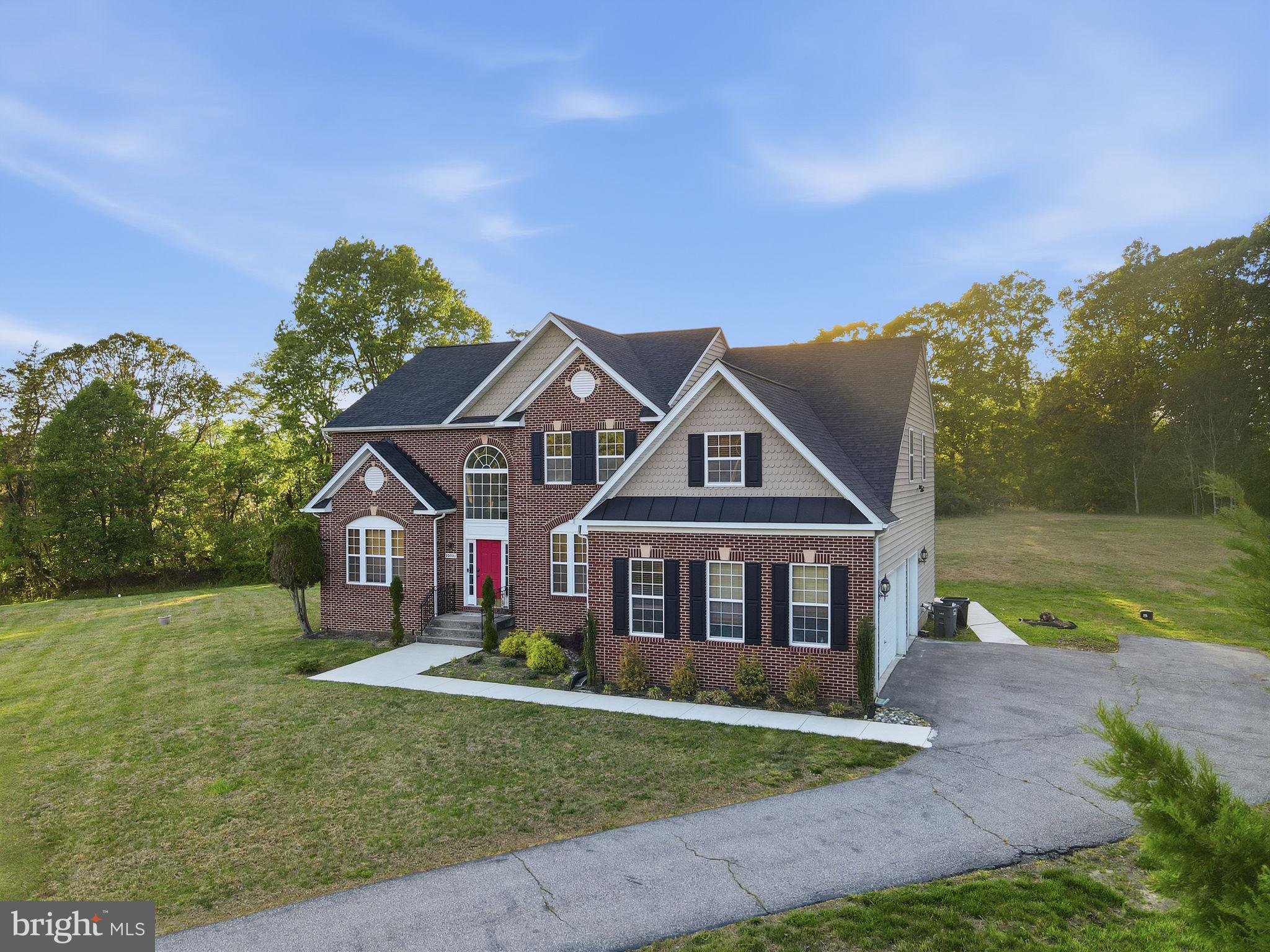 POPLAR HILL WOODS - Residential