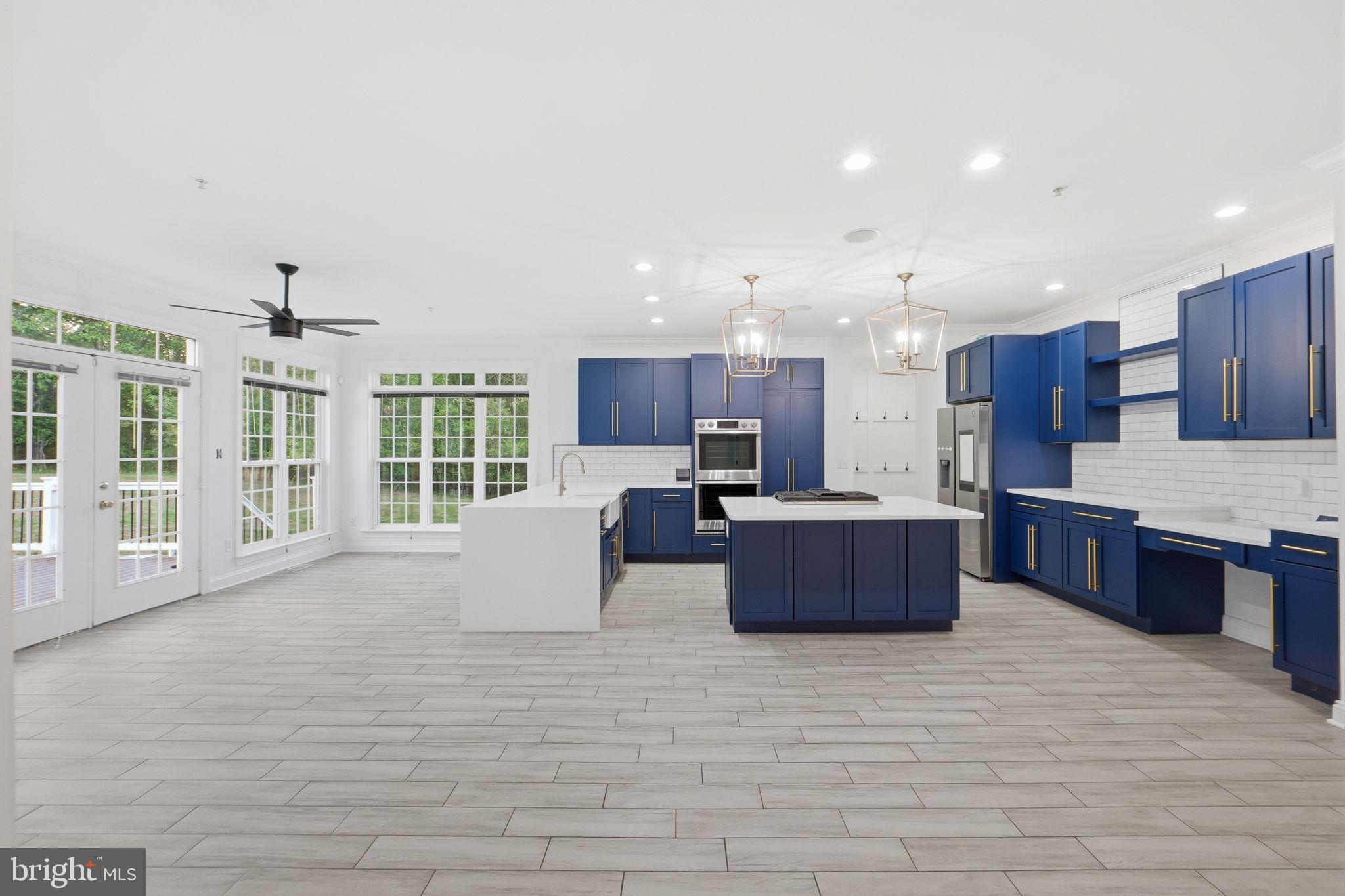 POPLAR HILL WOODS - Residential