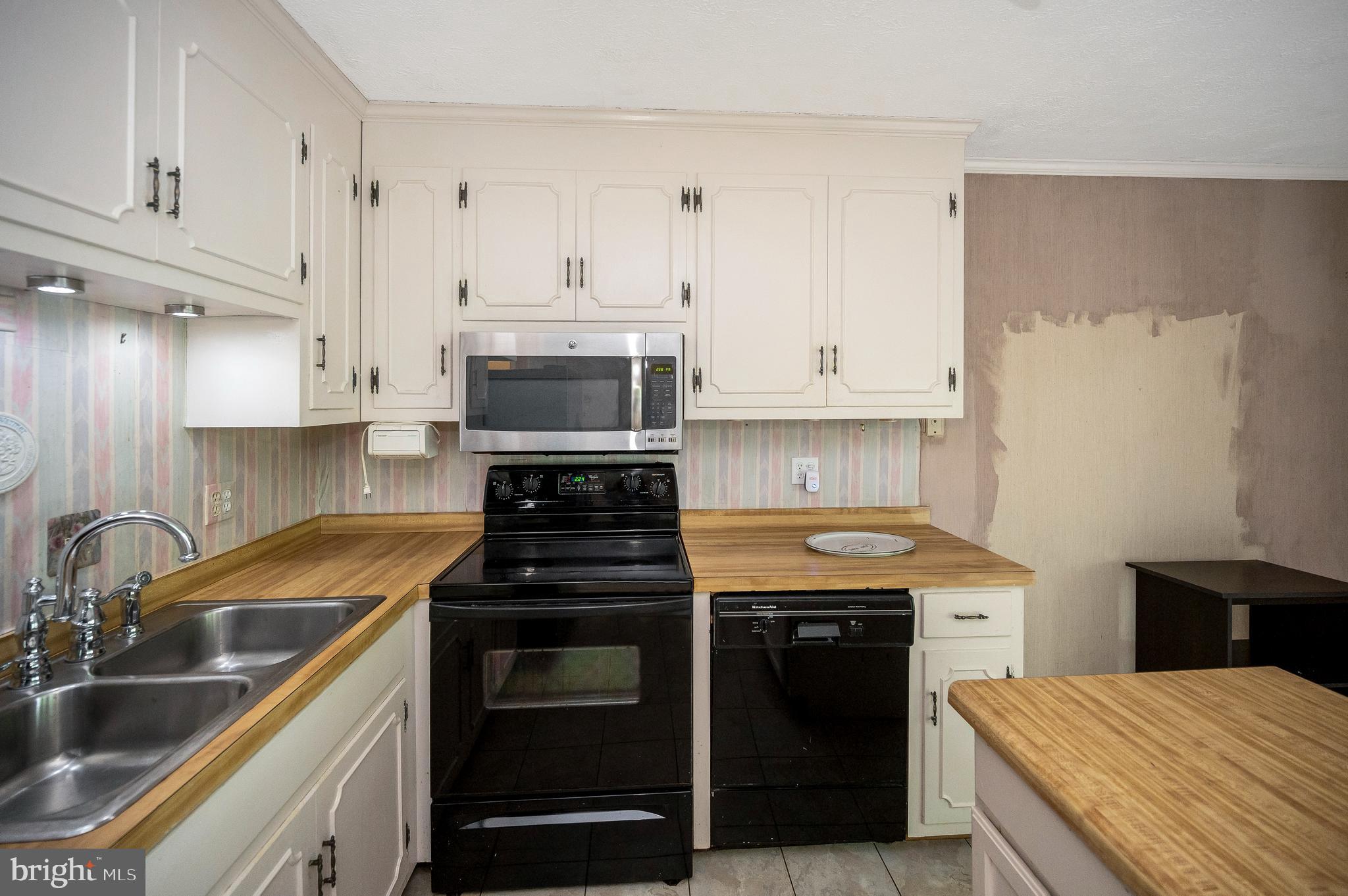 LAKE OF THE WOODS - Residential