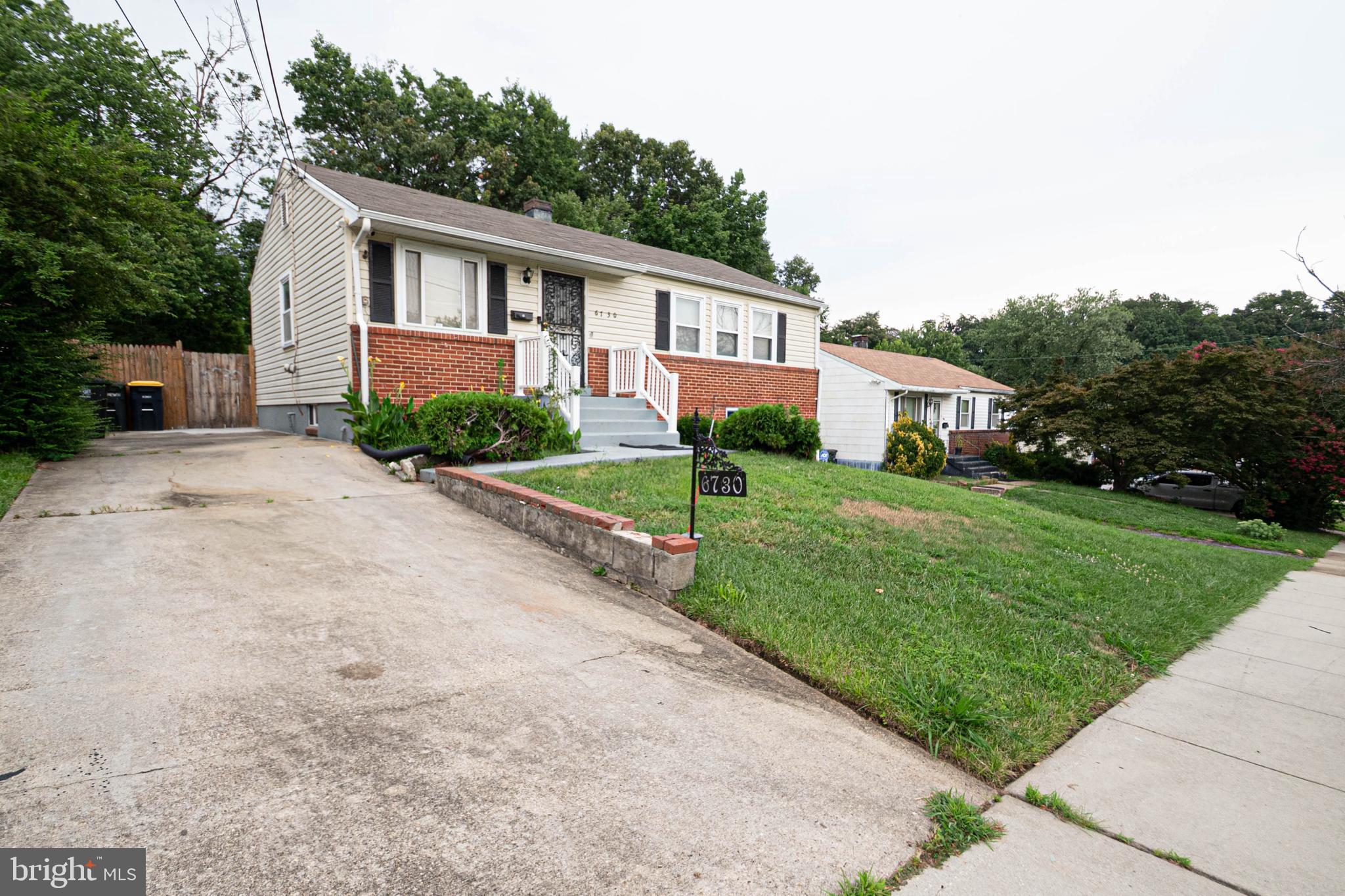 6730 DARBY ROAD