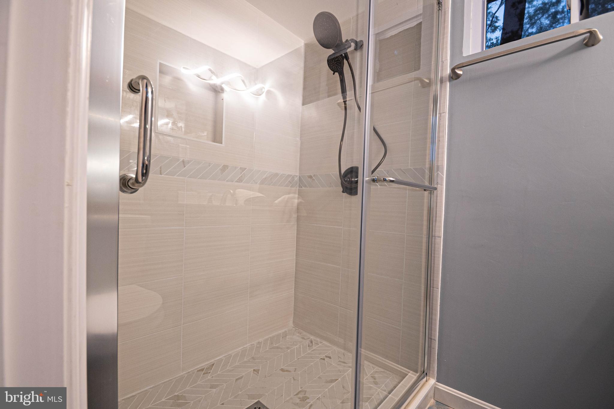 LANDOVER ESTATES - Residential