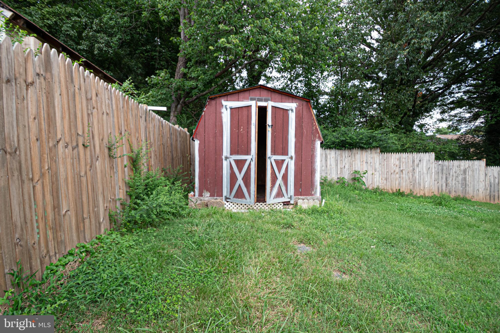 LANDOVER ESTATES - Residential