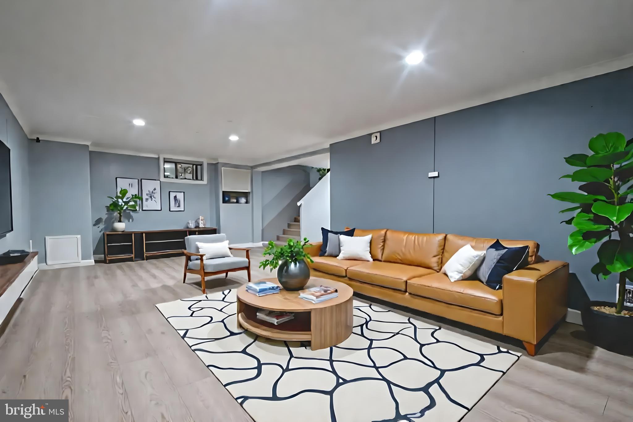 LANDOVER ESTATES - Residential