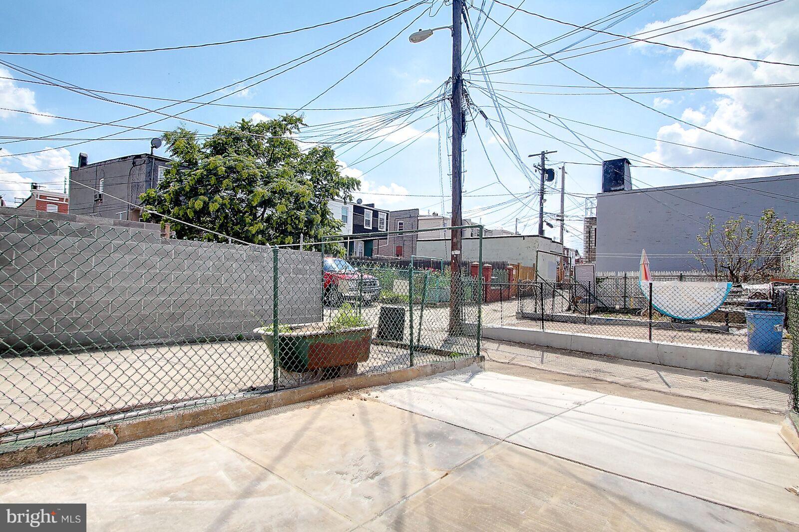 HIGHLANDTOWN - Residential