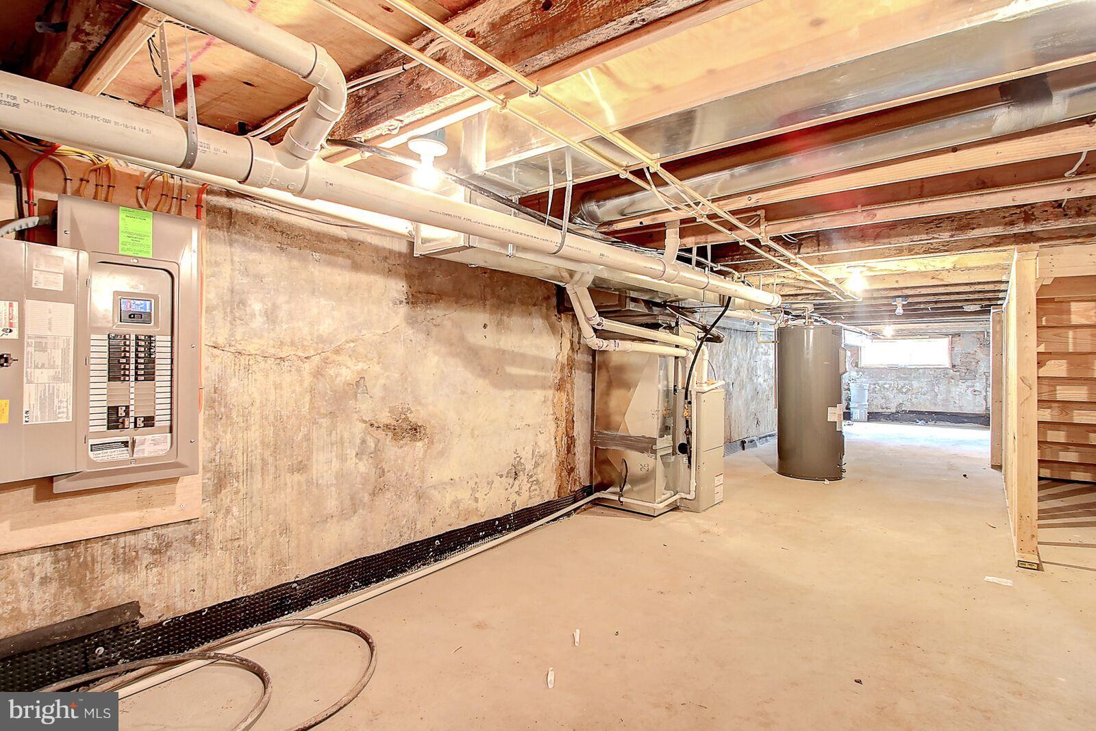 HIGHLANDTOWN - Residential