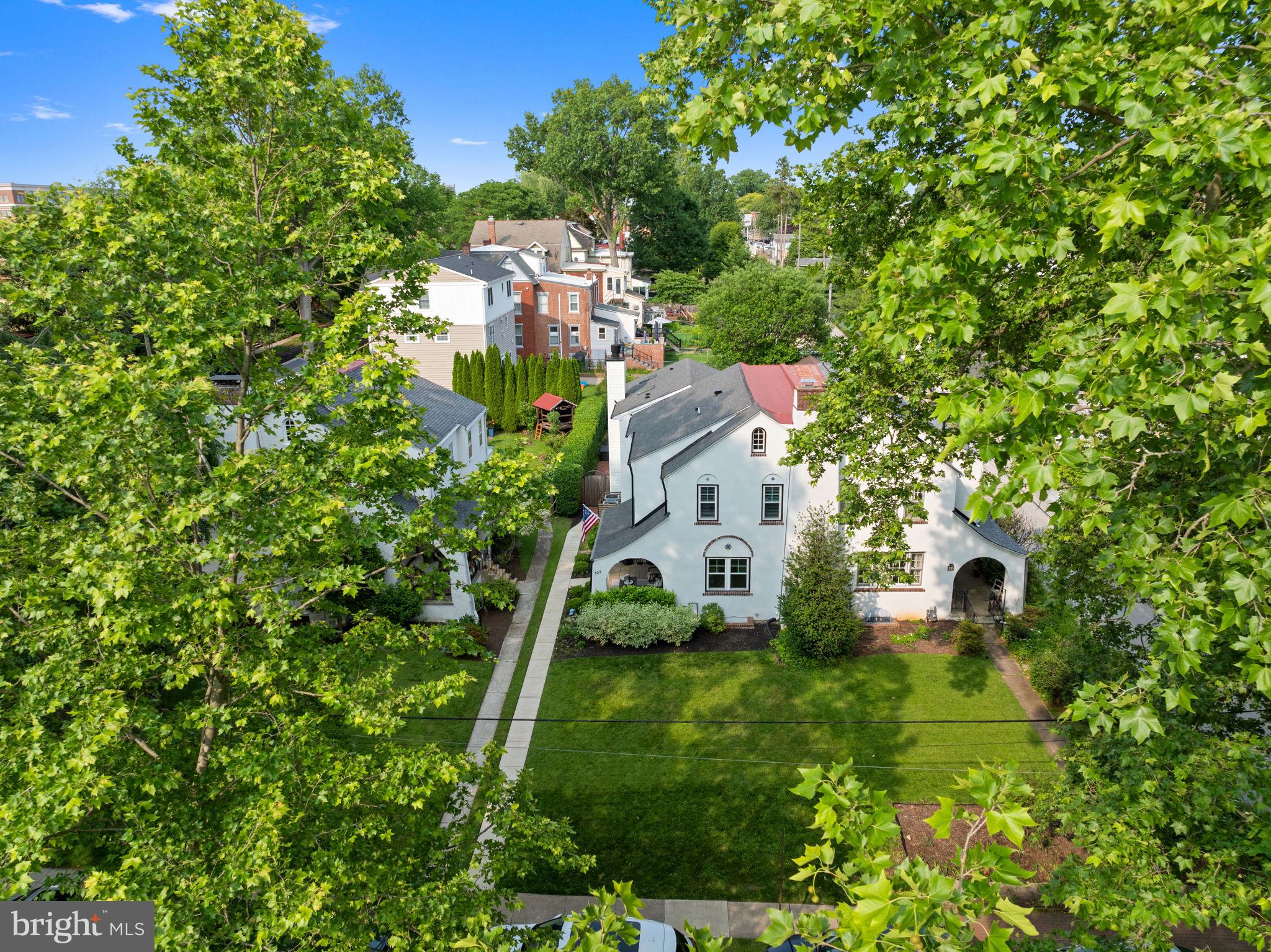 109 S BRANDYWINE STREET