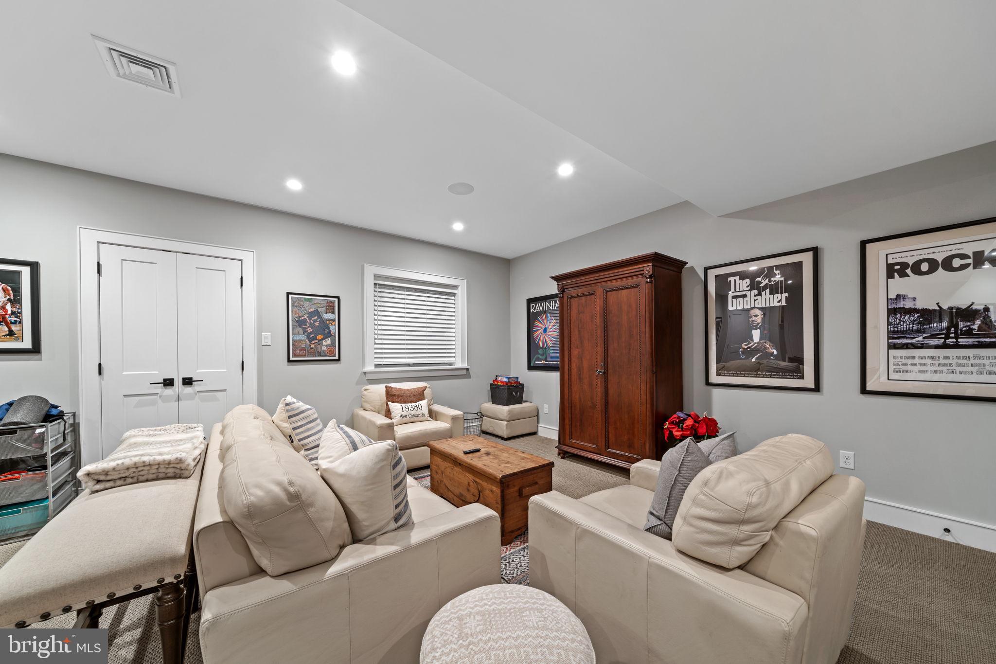 WEST CHESTER BORO - Residential