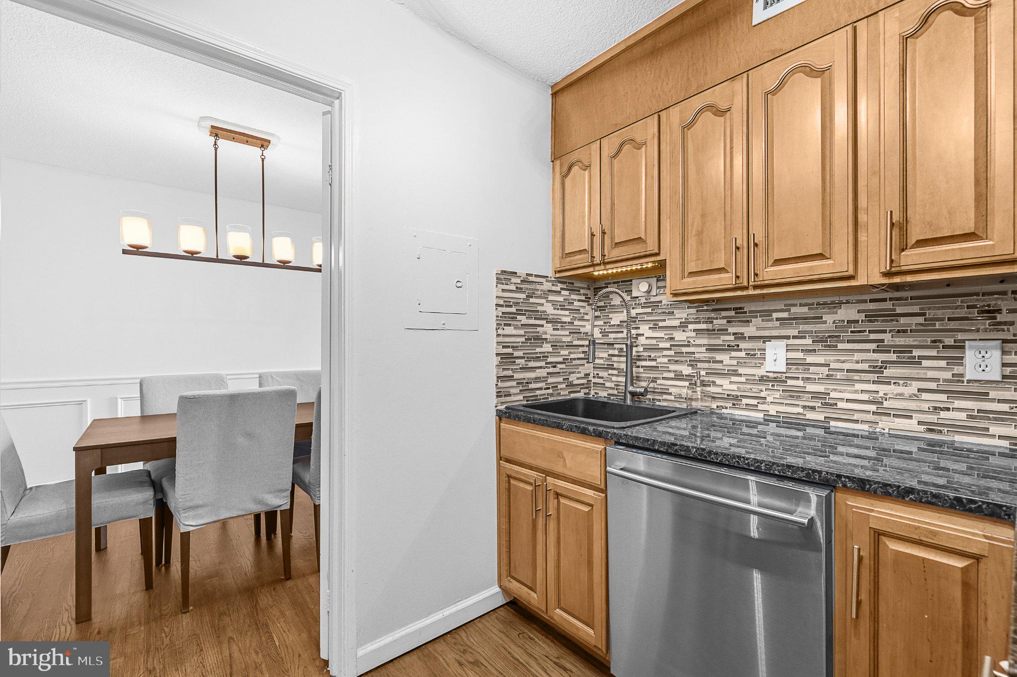 1101 SAINT PAUL STREET 1809