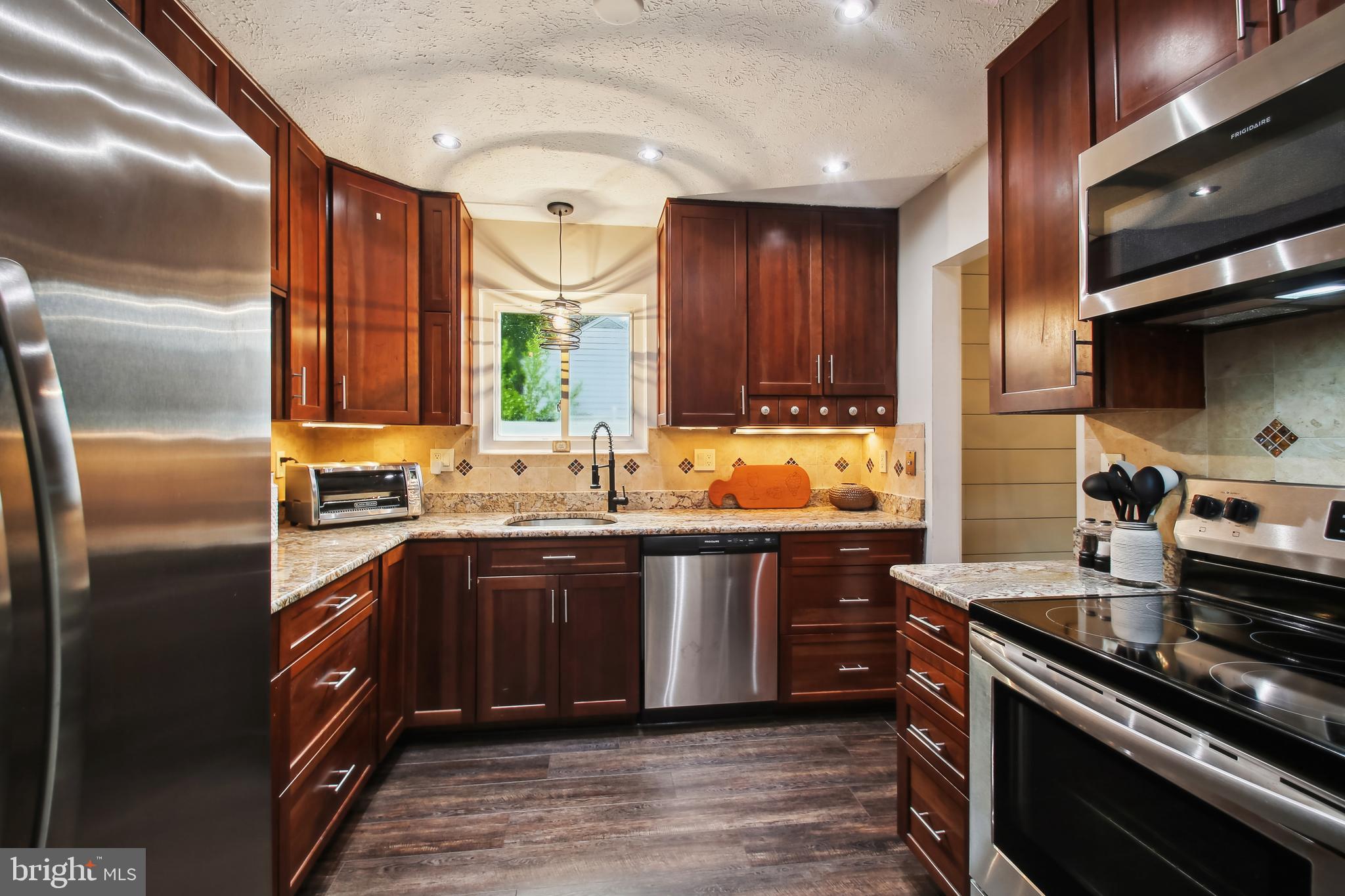 CAPE ST CLAIRE - Residential