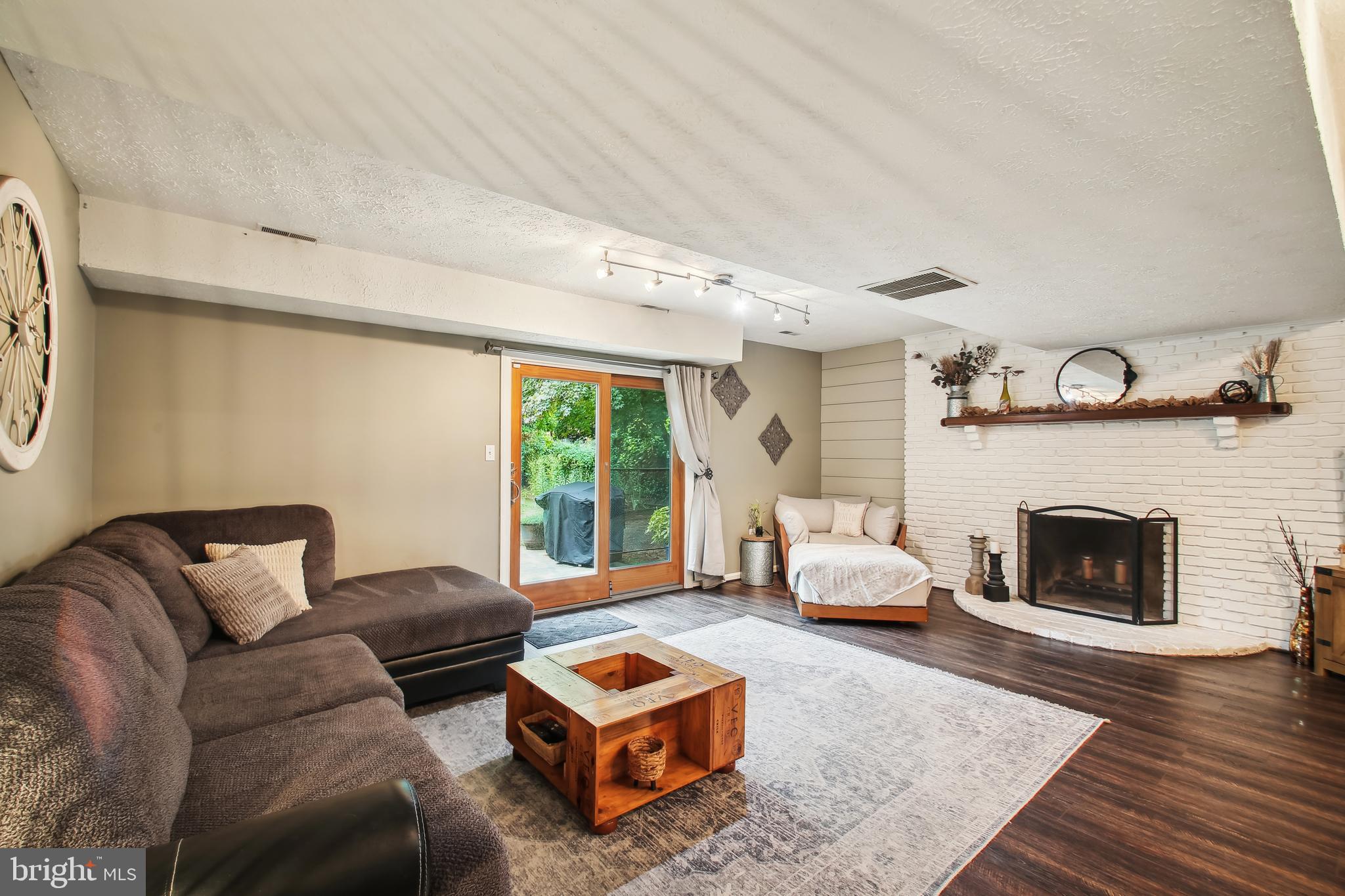 CAPE ST CLAIRE - Residential