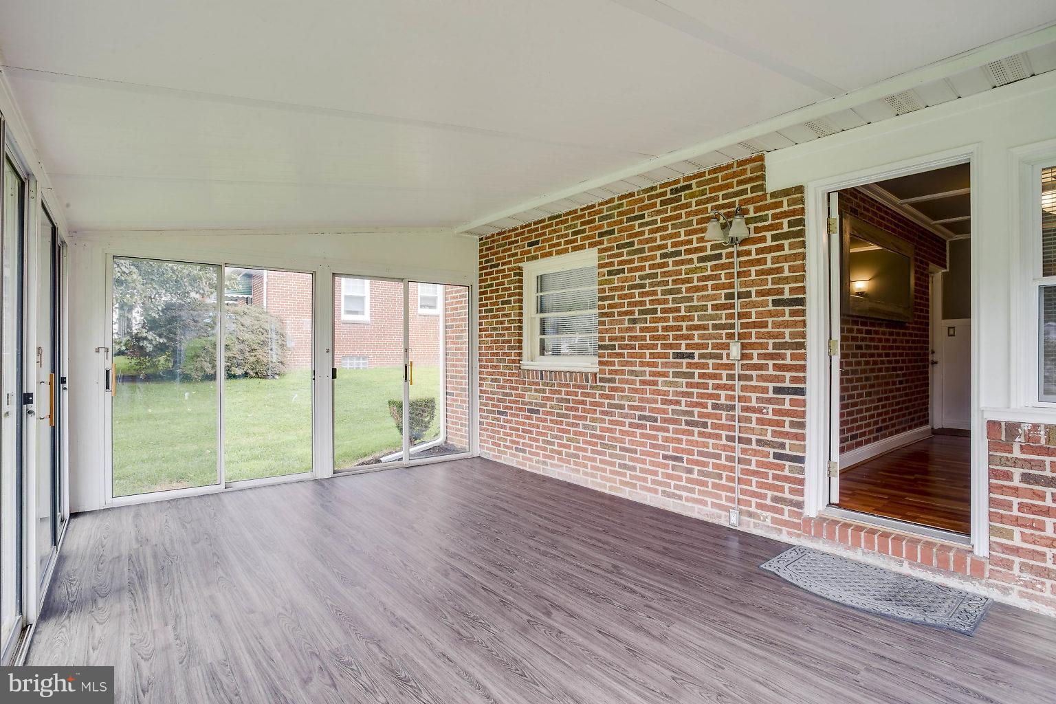 MELODY SPRING FARM - Residential