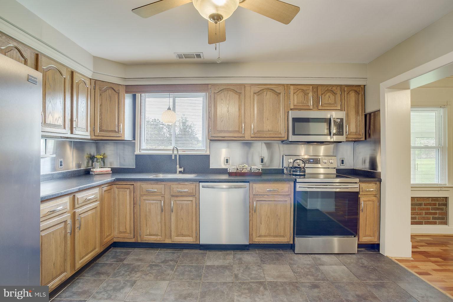 MELODY SPRING FARM - Residential