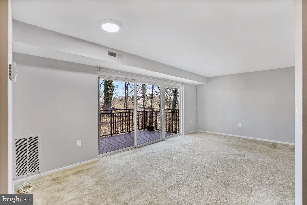 TIMBERLANE VILLAGE GARDEN CONDOMINIUMS - Residential Lease