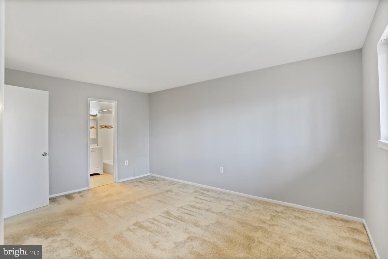 TIMBERLANE VILLAGE GARDEN CONDOMINIUMS - Residential Lease