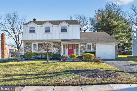 7 LISA LANE CHERRY HILL NJ 08003