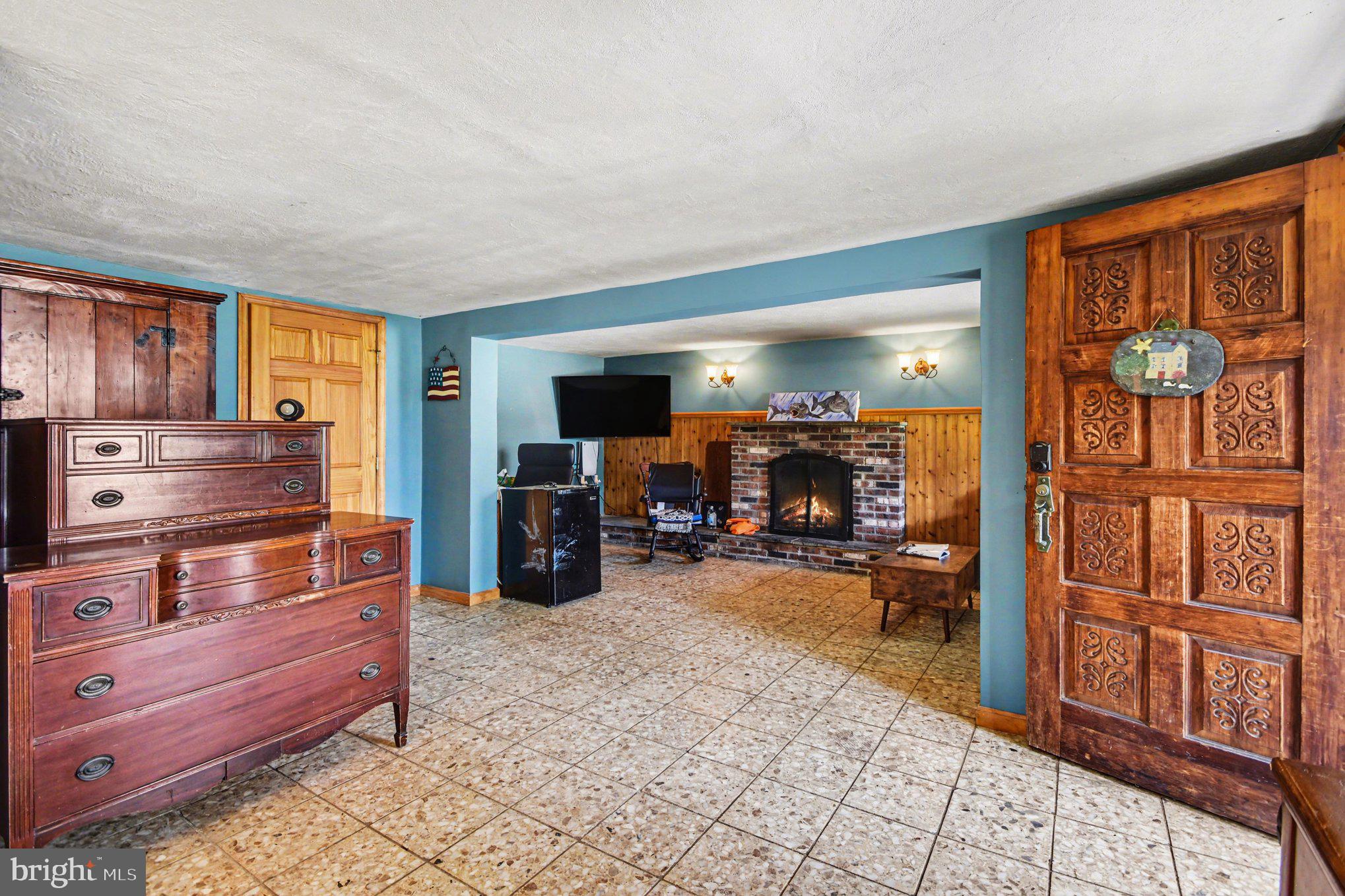 LANGHORNE TERRACE - Residential