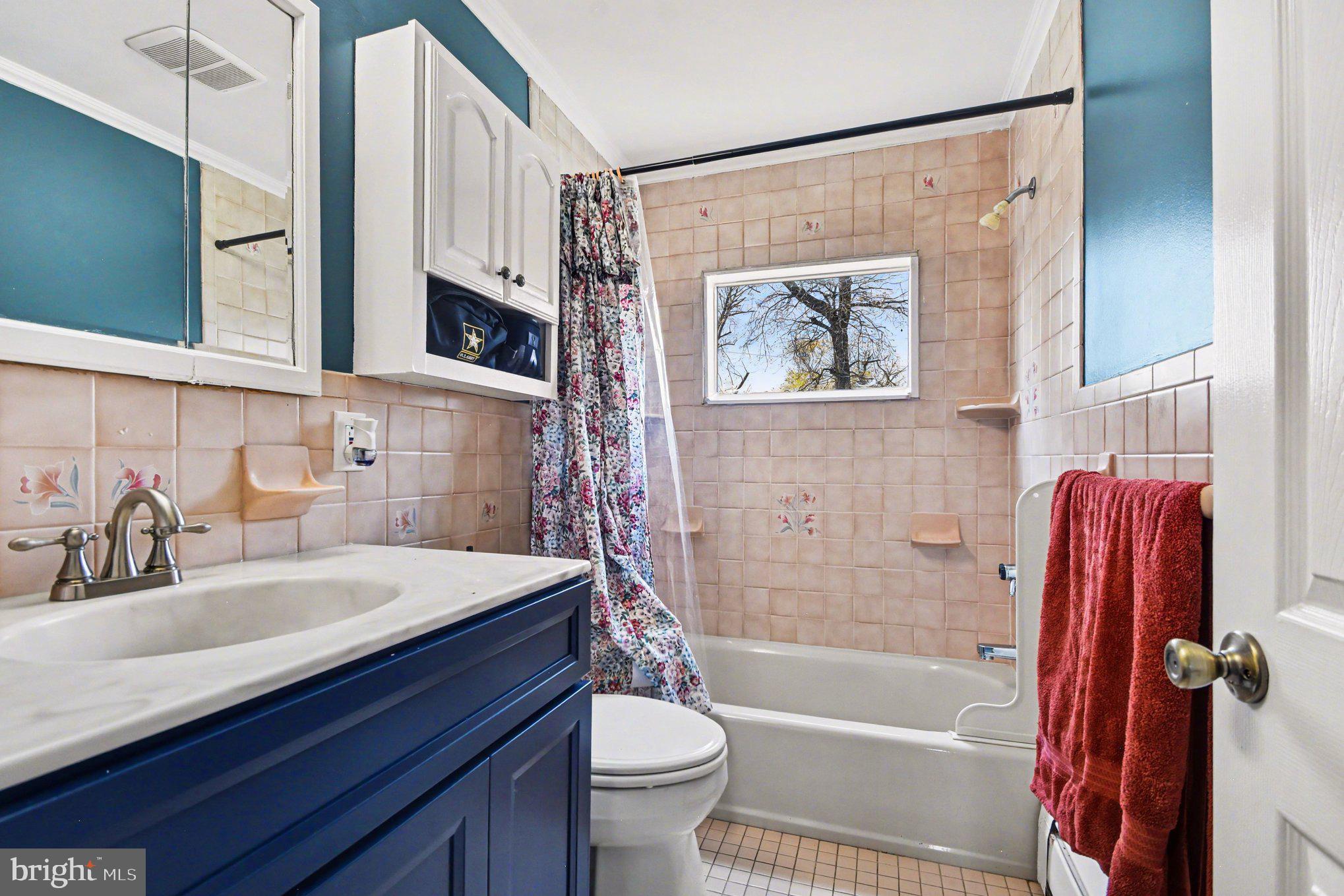 LANGHORNE TERRACE - Residential