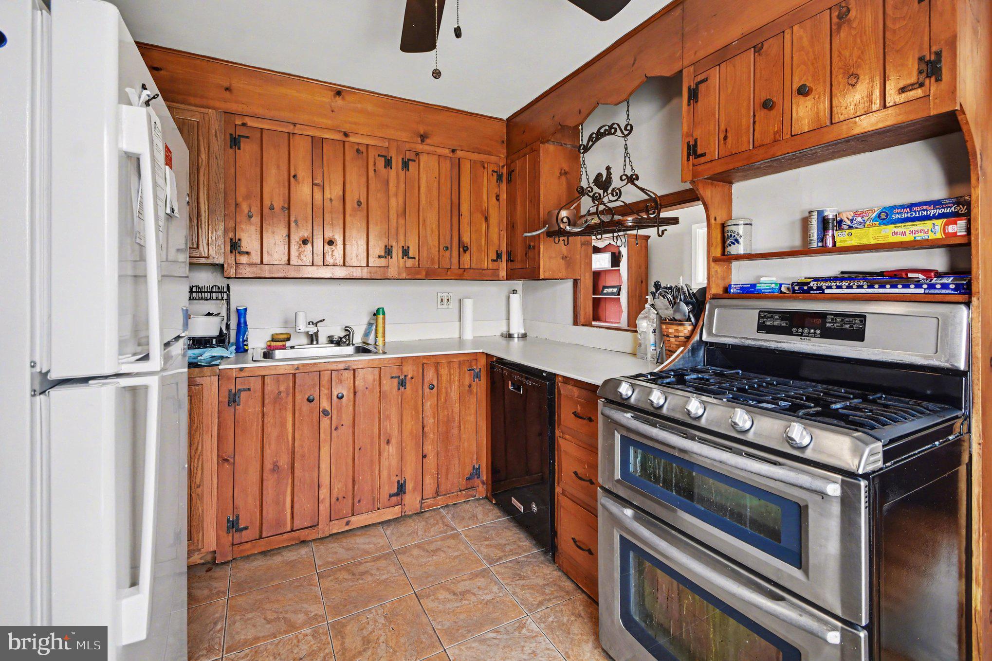 LANGHORNE TERRACE - Residential