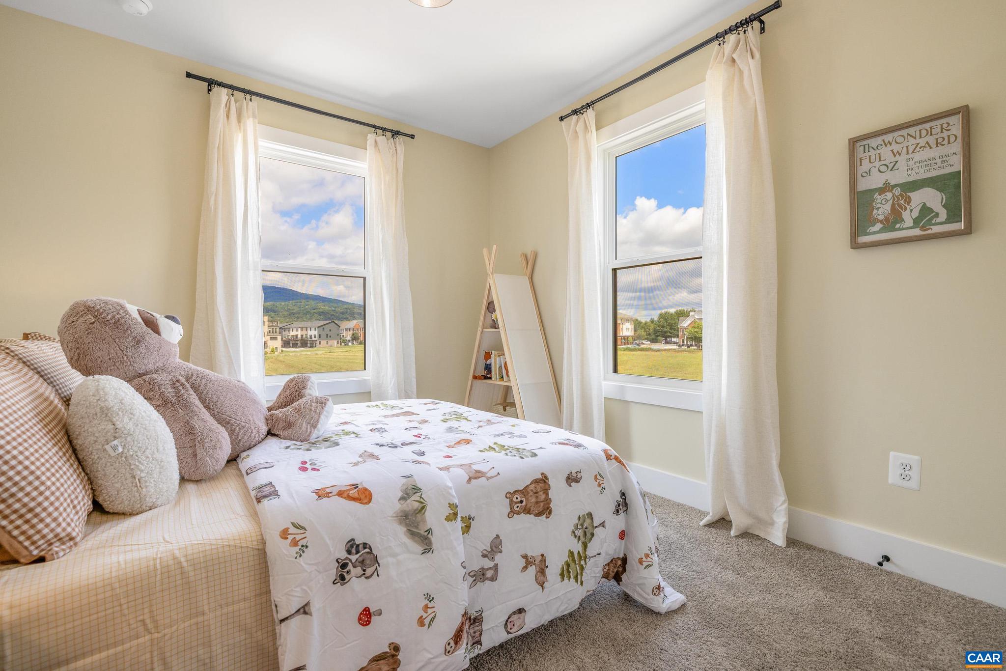 OLD TRAIL - Residential